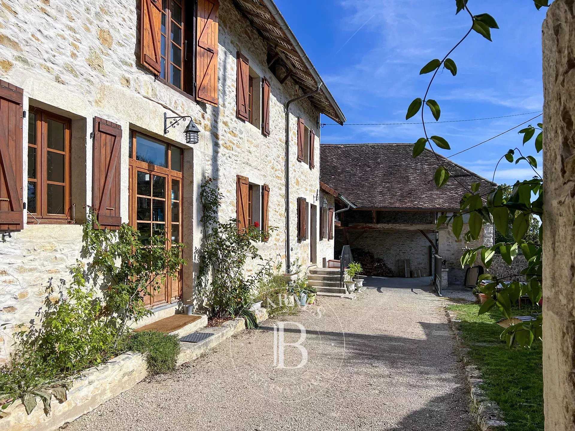 Maison Parves et Nattages  -  ref 83396904 (picture 1)