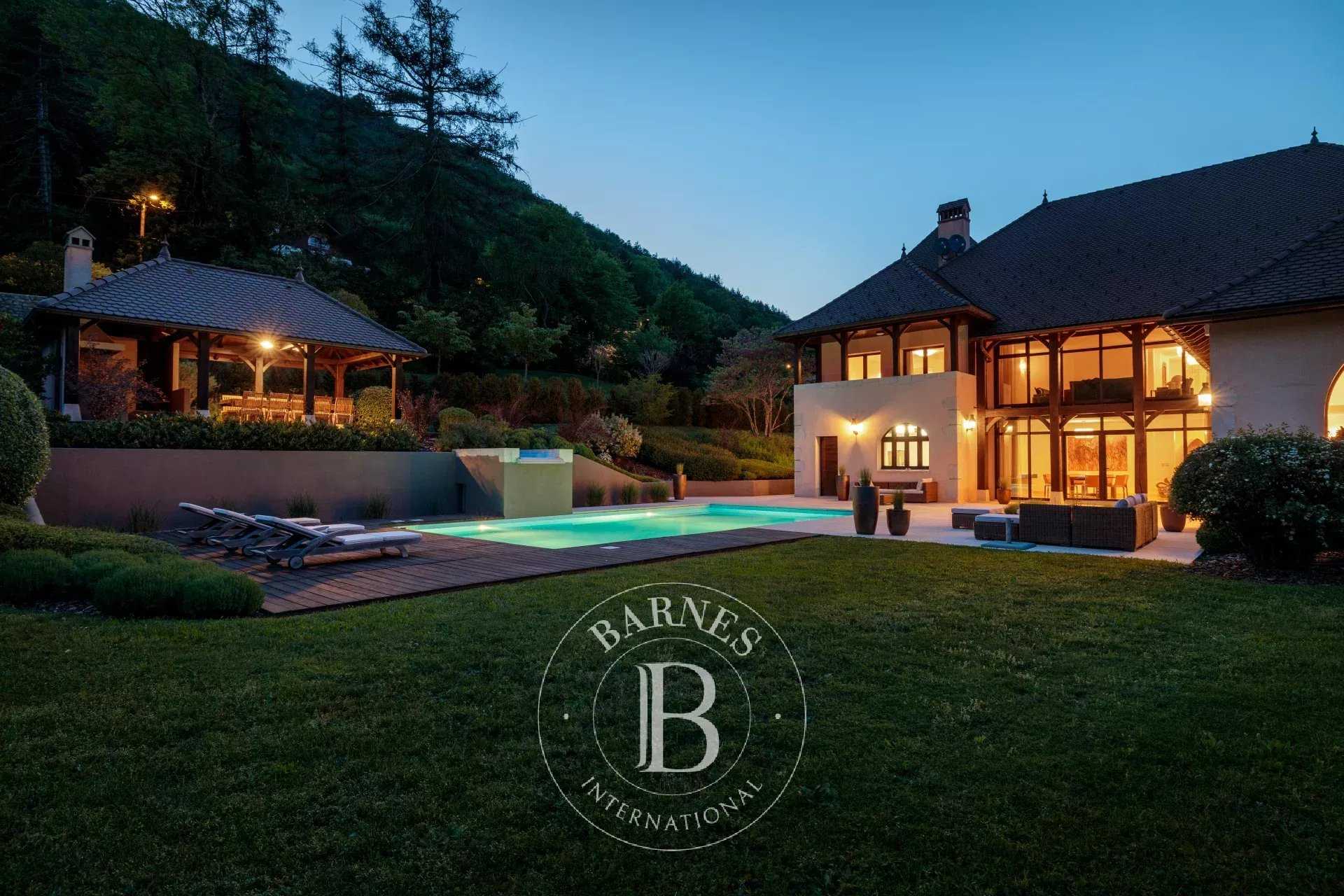 Villa Sevrier  -  ref 84230026 (picture 3)