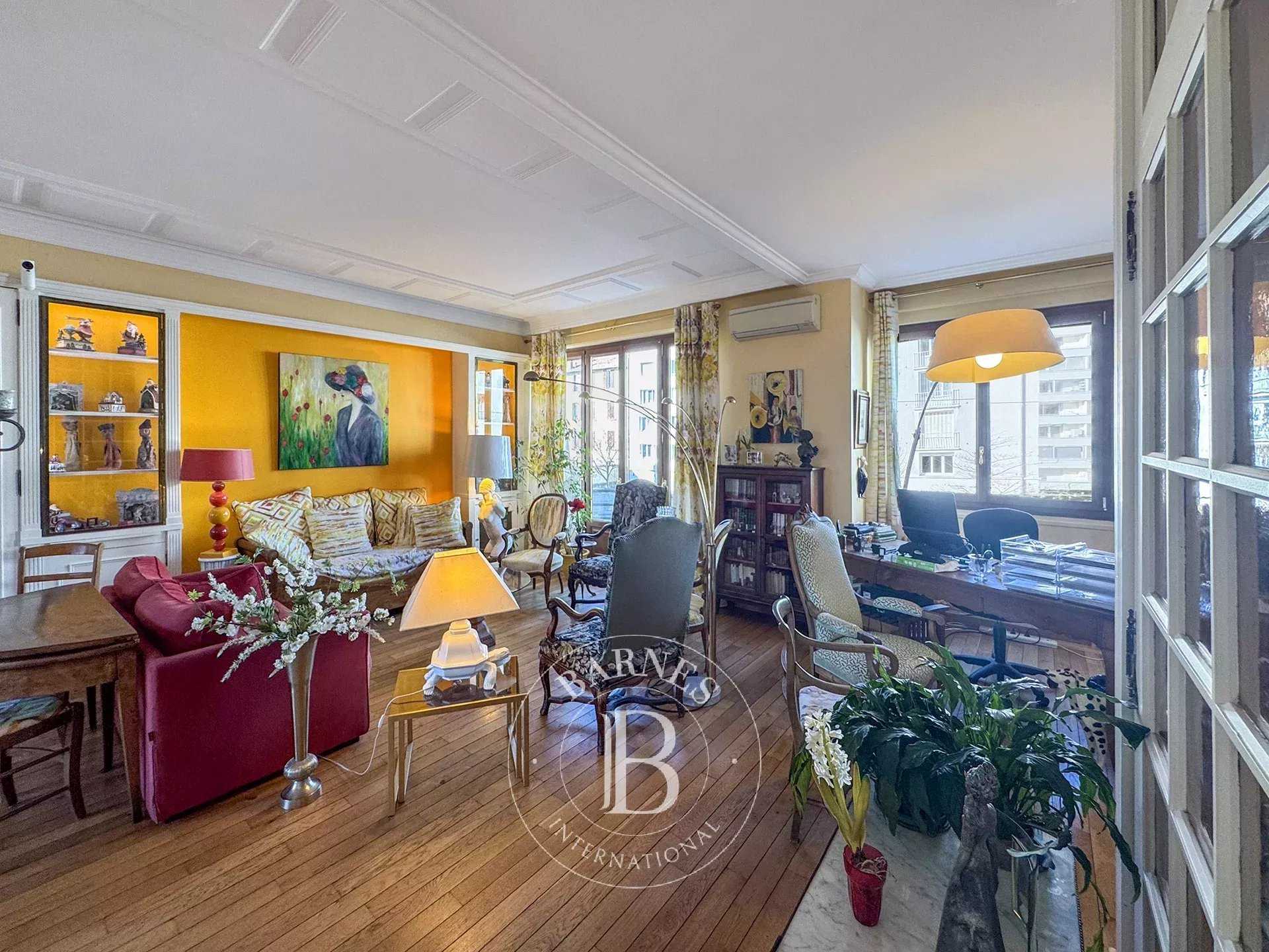 Appartement Chambéry  -  ref 86657619 (picture 3)