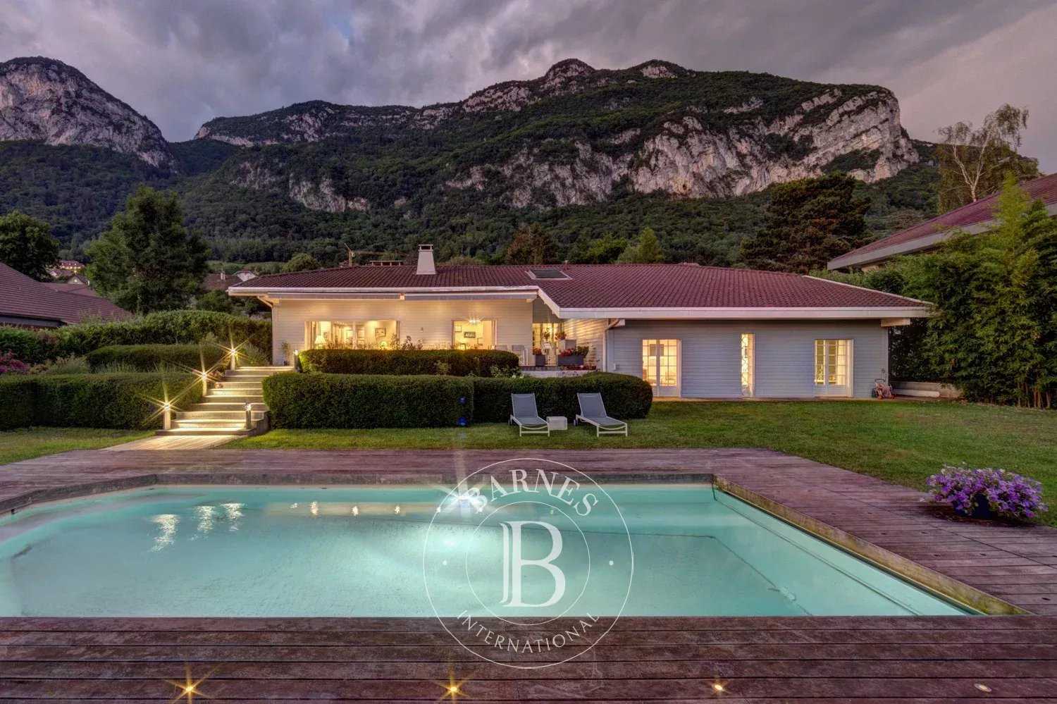 Villa Annecy  -  ref 84899484 (picture 3)