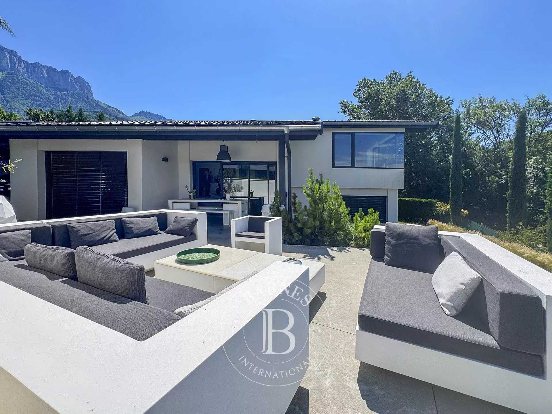 Villa Menthon-Saint-Bernard  -  ref 87059123 (picture 2)