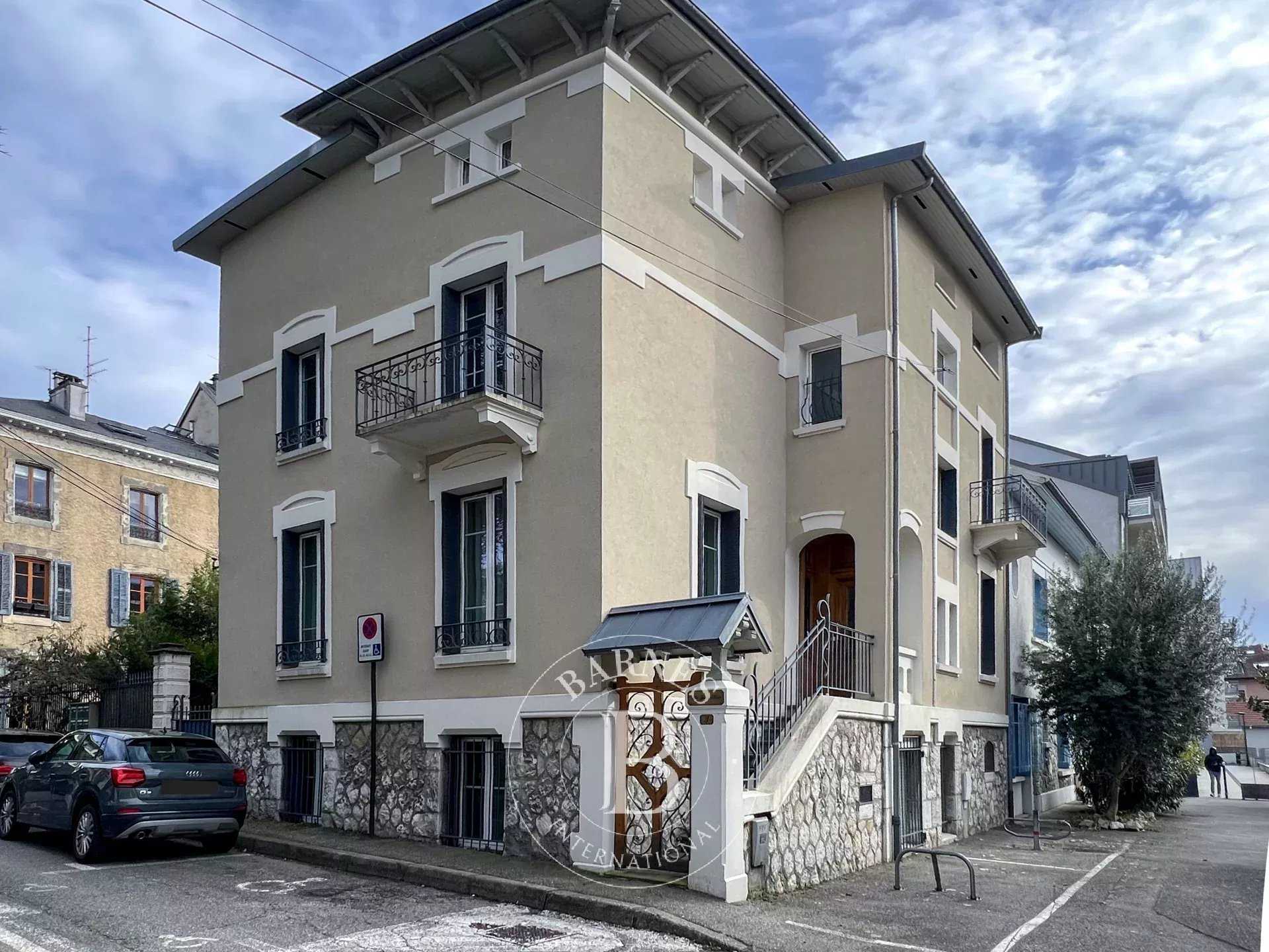 Appartement Aix-les-Bains  -  ref 84230539 (picture 1)