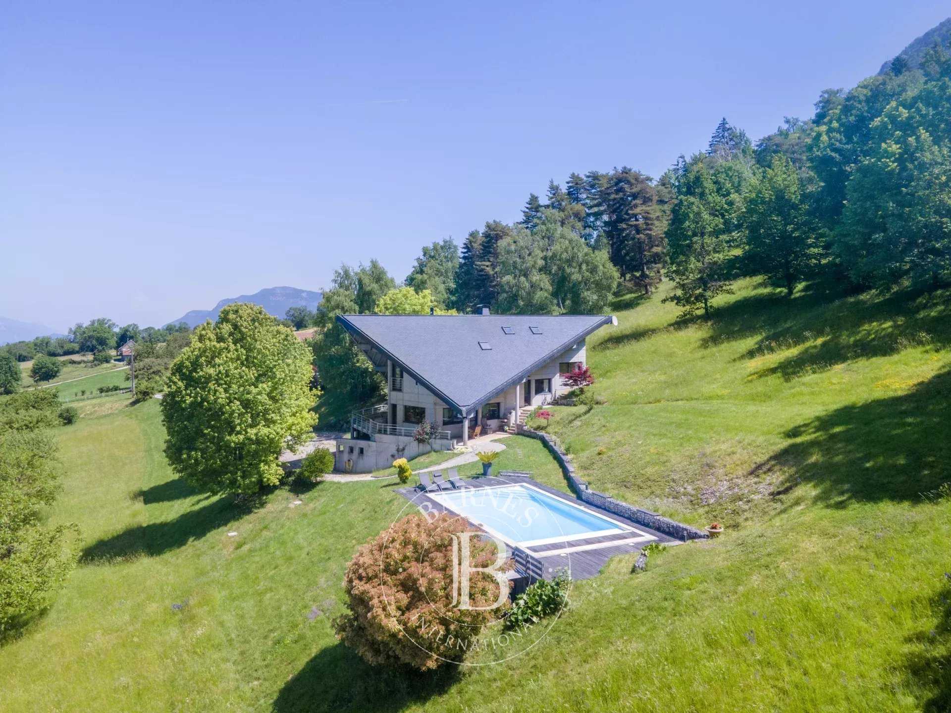 Propriété Chambéry  -  ref 86927662 (picture 1)