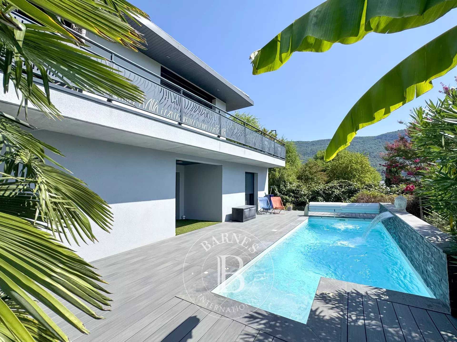 Maison Brison-Saint-Innocent  -  ref 86156611 (picture 2)