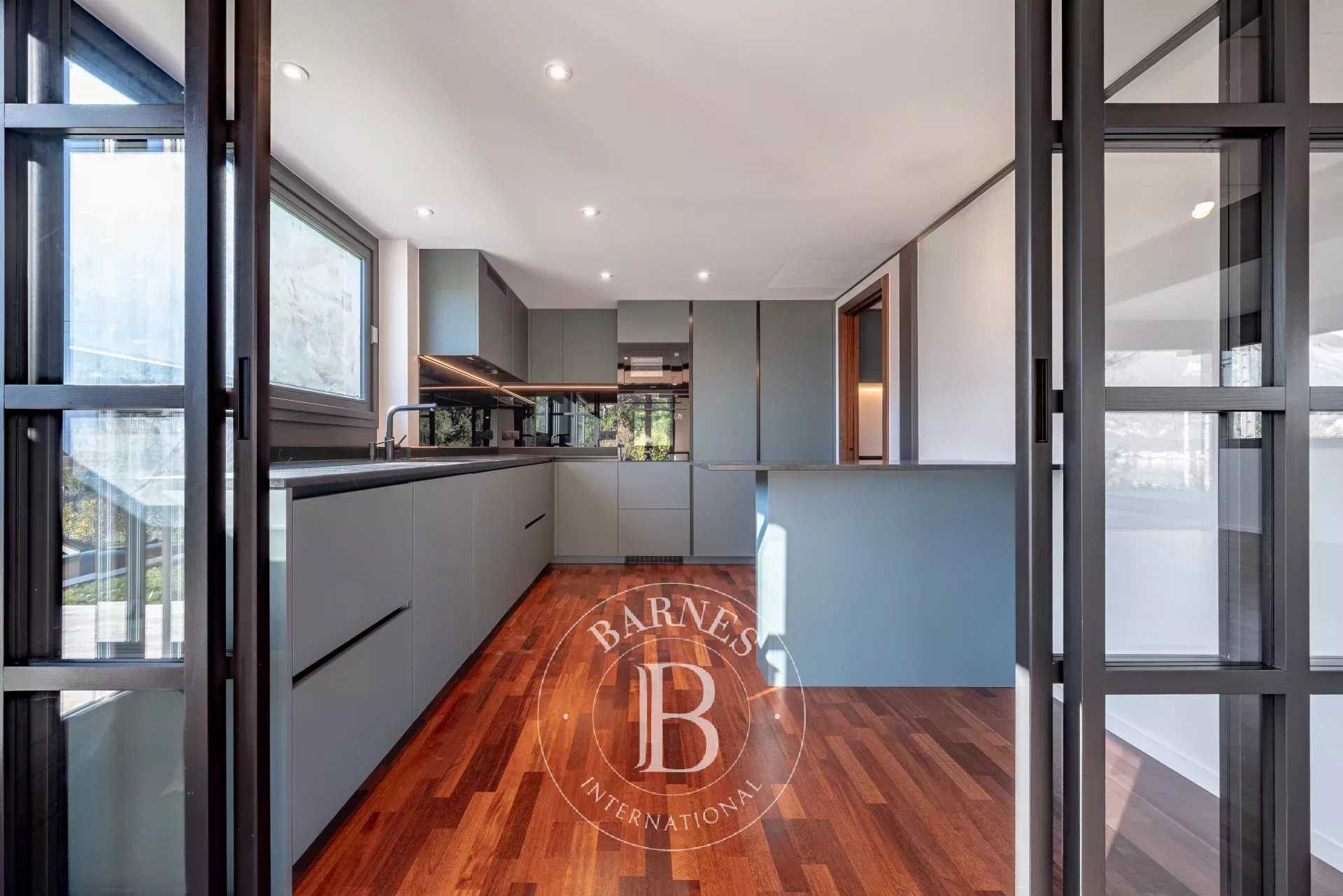 Villa Annecy  -  ref 85285467 (picture 2)