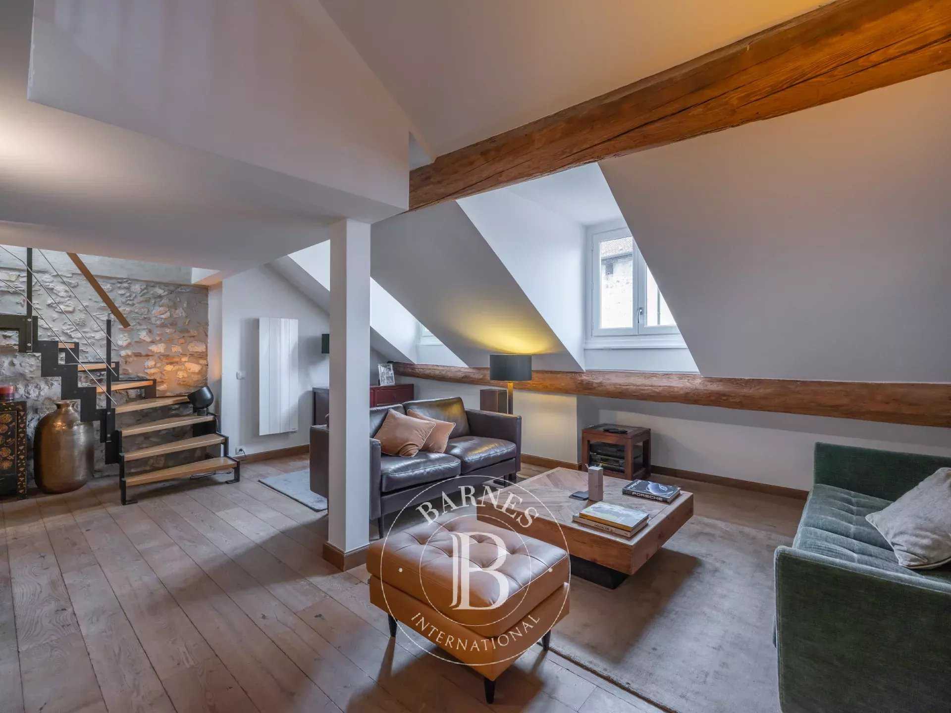 Appartement Annecy  -  ref 85765822 (picture 1)