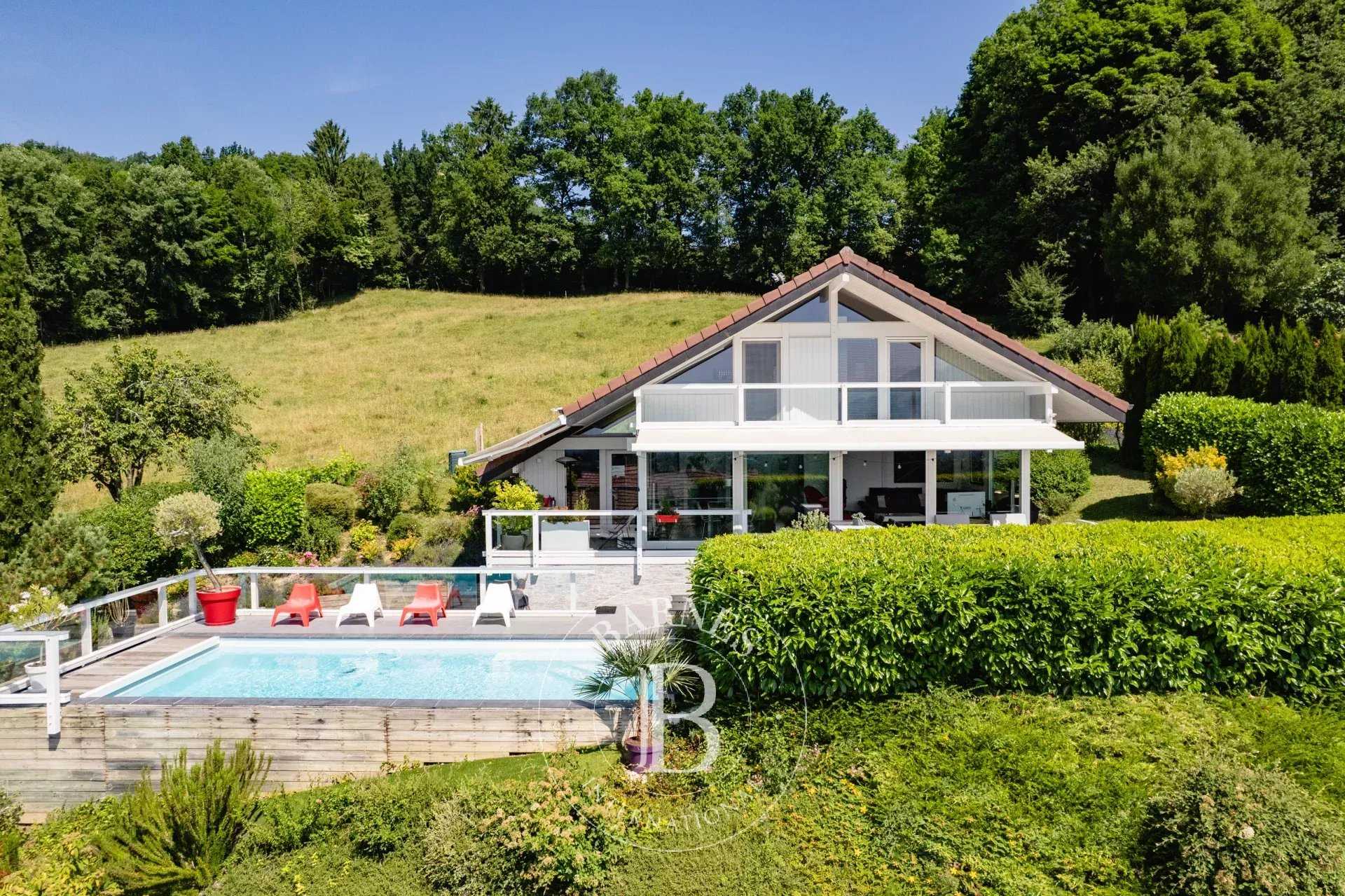 Villa Pringy  -  ref 86042379 (picture 2)