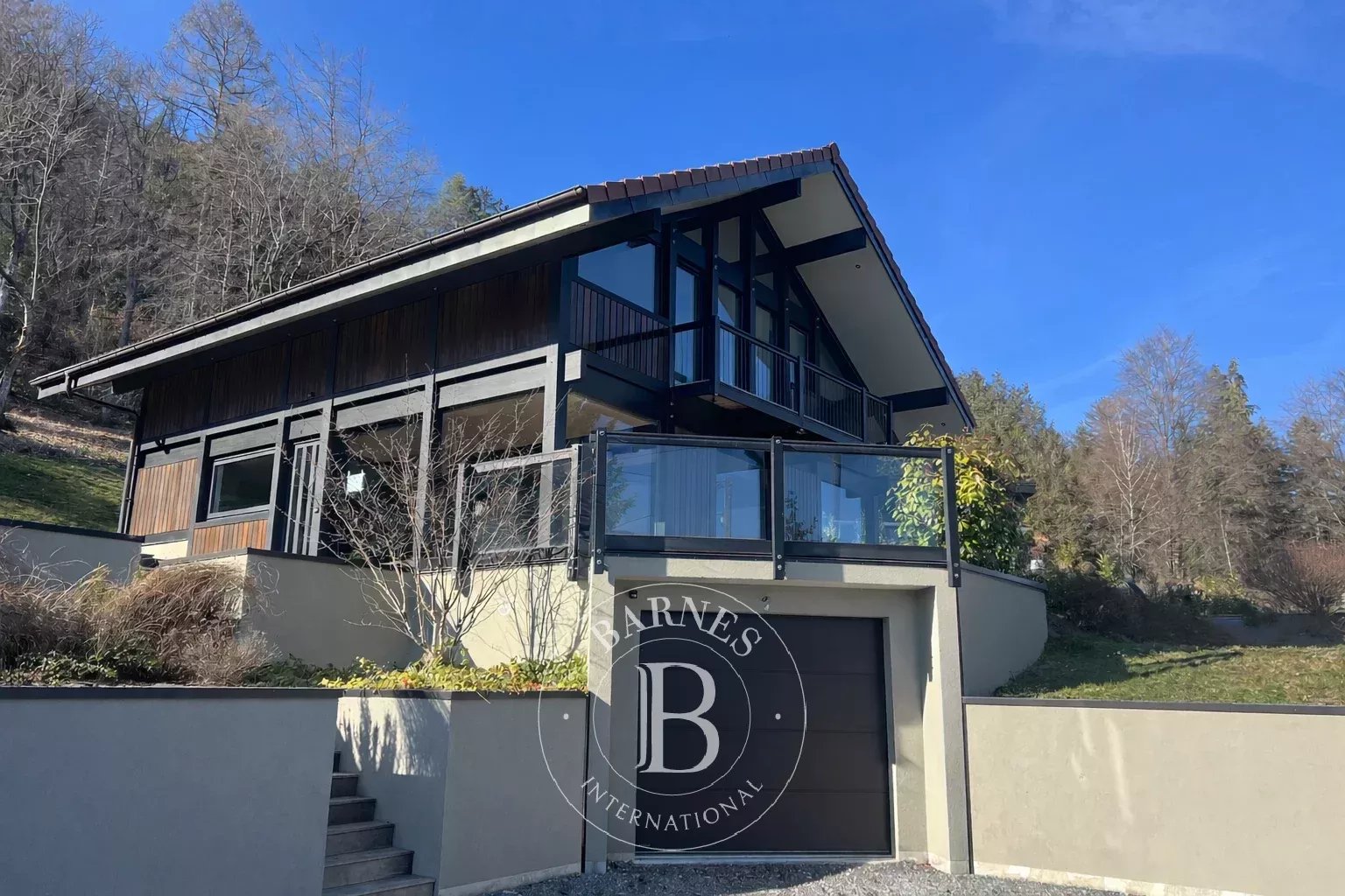 Annecy  - Villa 6 Pi&egrave;ces 4 Chambres - picture 1