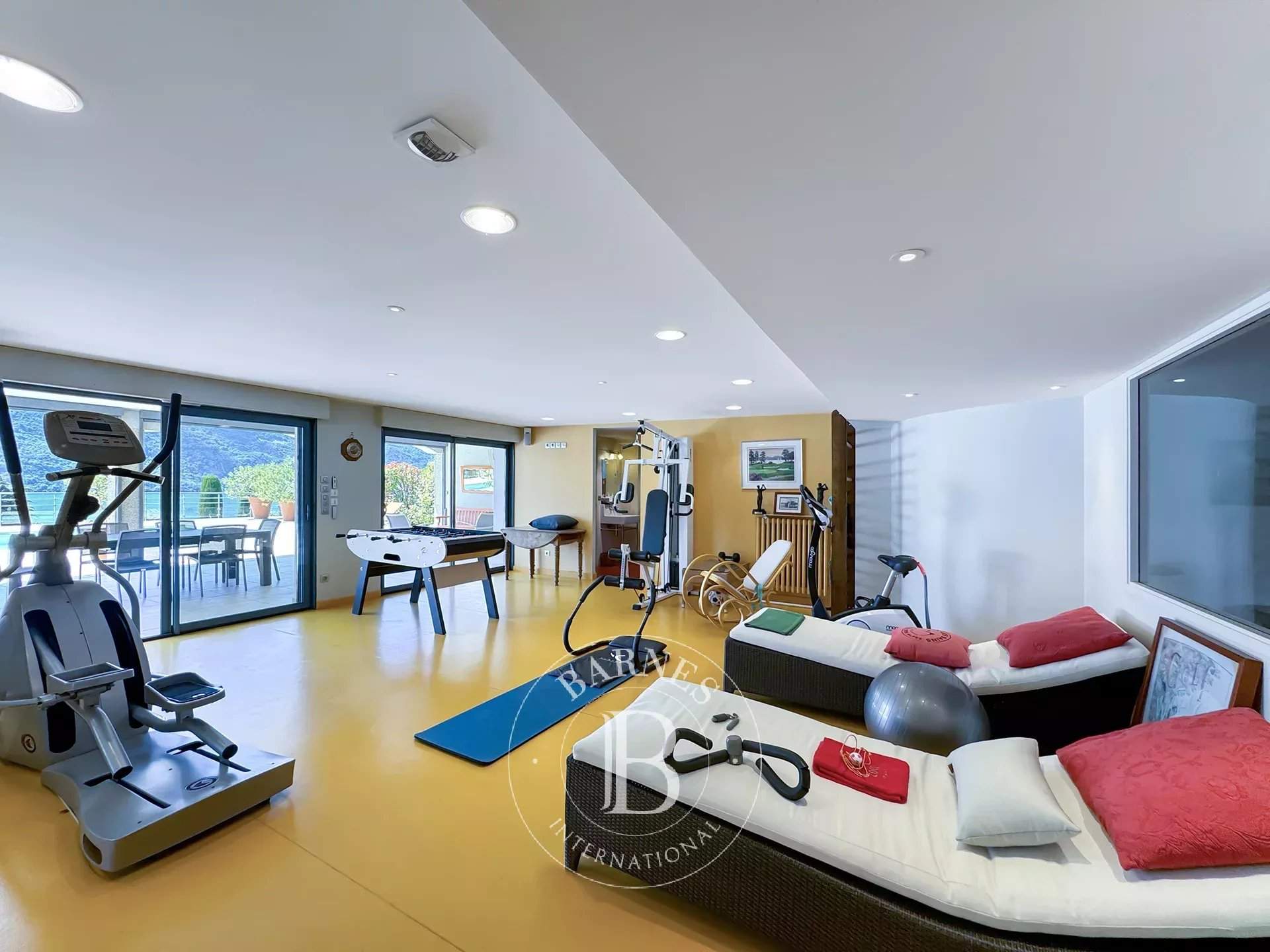 Aix-les-Bains  - Maison 12 Pi&egrave;ces 4 Chambres - picture 17