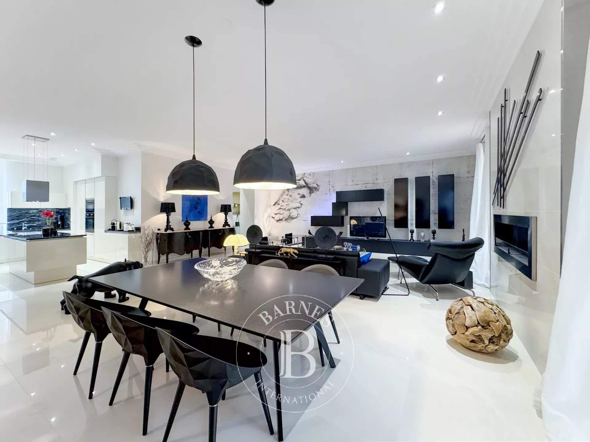 Chambéry  - Apartment 2 Bedrooms - picture 2