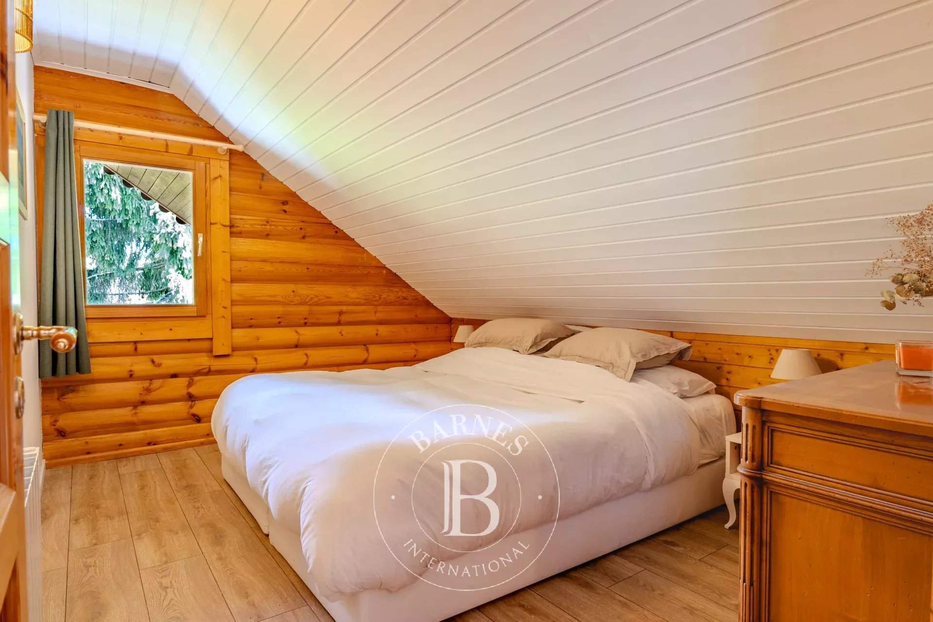 Boussy  - Chalet 5 Pi&egrave;ces 4 Chambres - picture 5