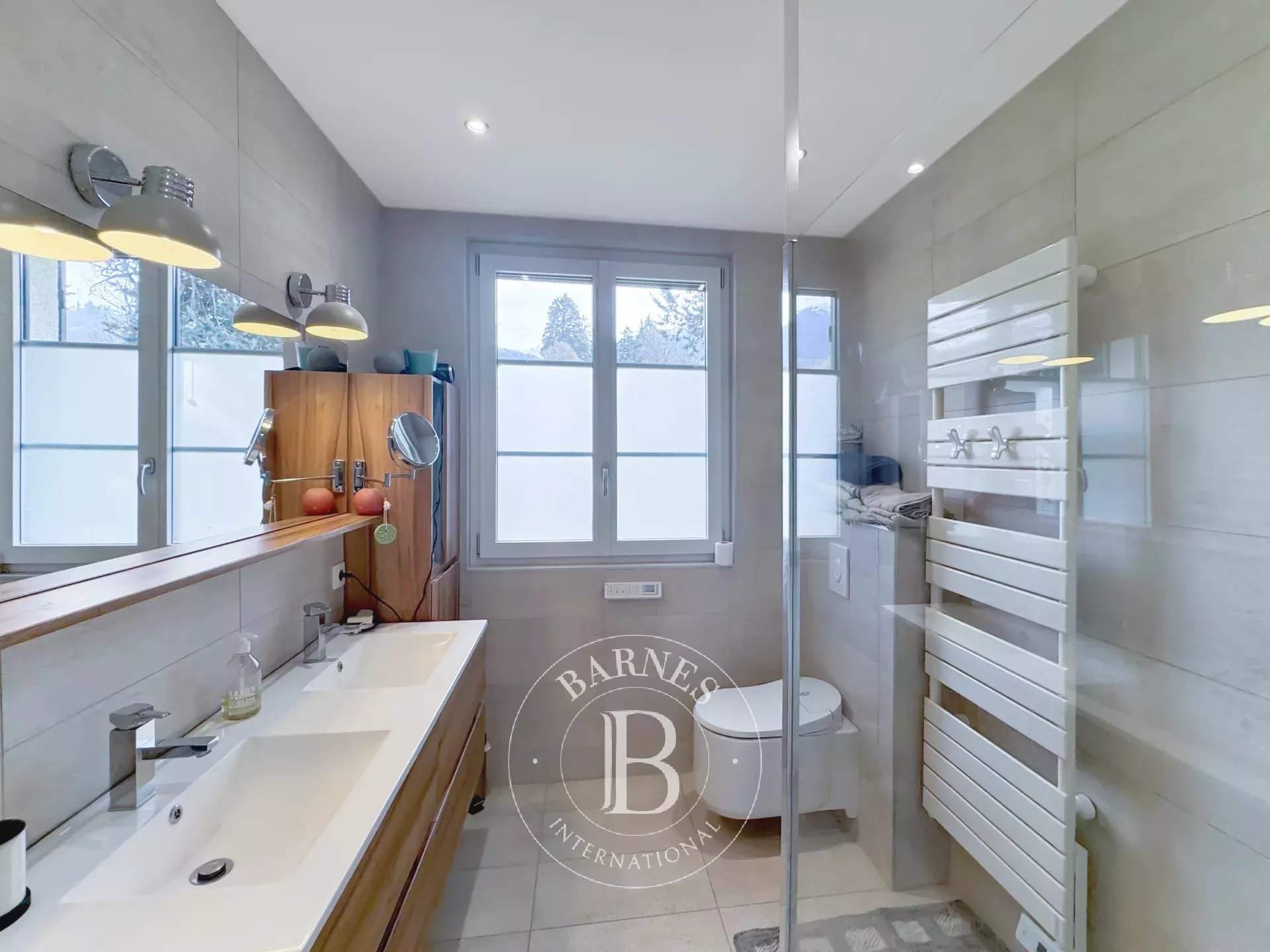 Chambéry  - Maison 9 Pi&egrave;ces 4 Chambres - picture 14