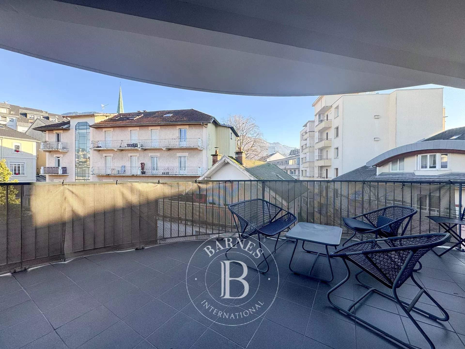 Aix-les-Bains  - Appartement 6 Pi&egrave;ces 4 Chambres - picture 5