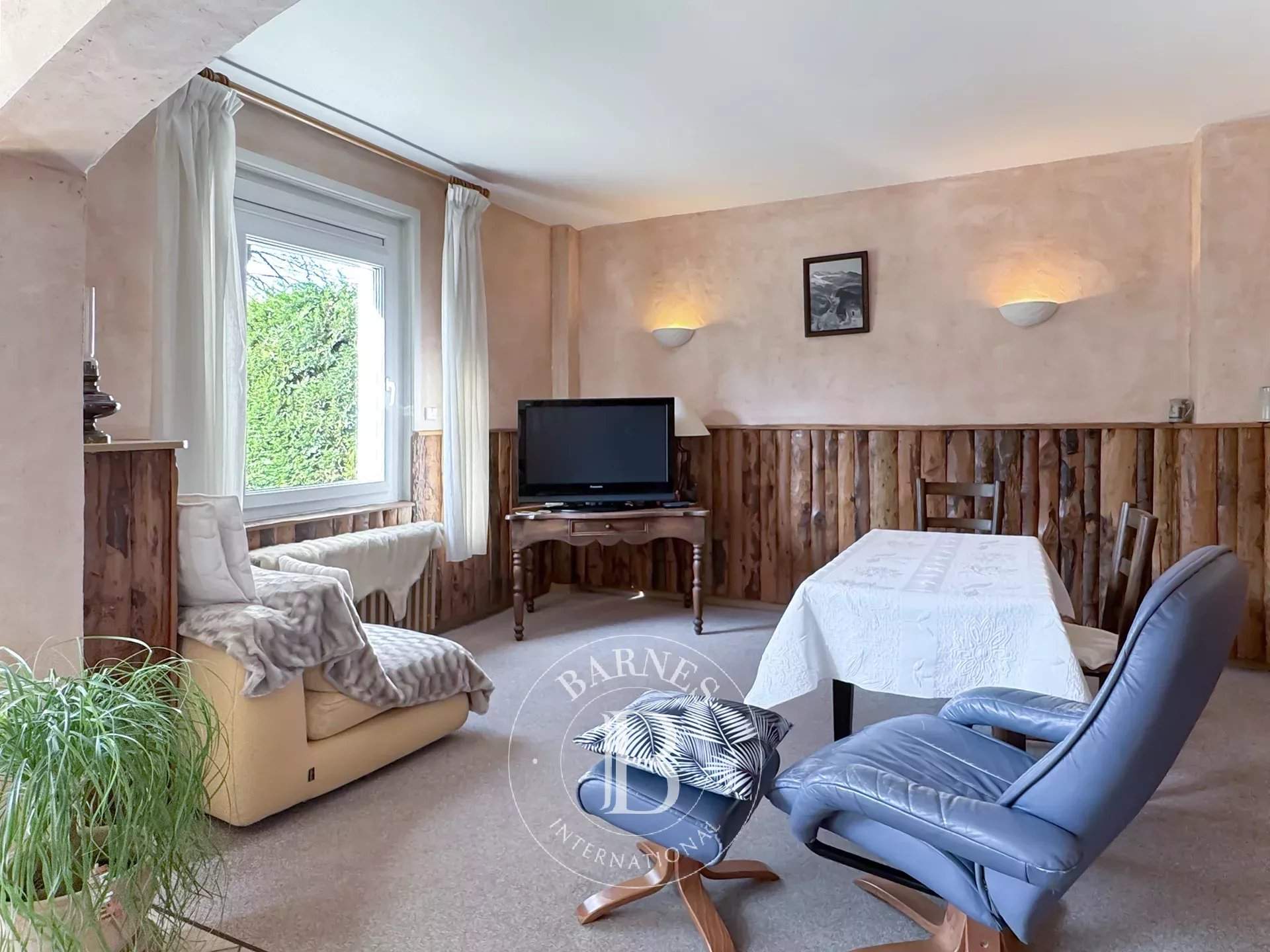 Aix-les-Bains  - Maison 8 Pi&egrave;ces 5 Chambres - picture 13