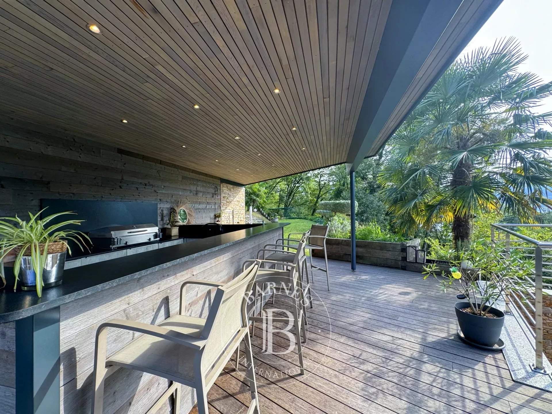 Aix-les-Bains  - Maison 8 Pi&egrave;ces 5 Chambres - picture 10