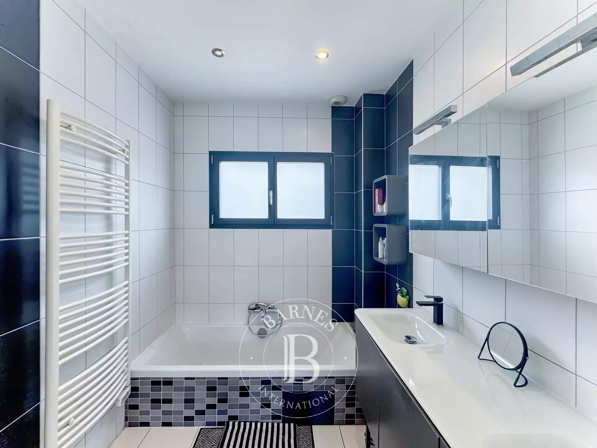 Tresserve  - Maison 8 Pi&egrave;ces 4 Chambres - picture 7