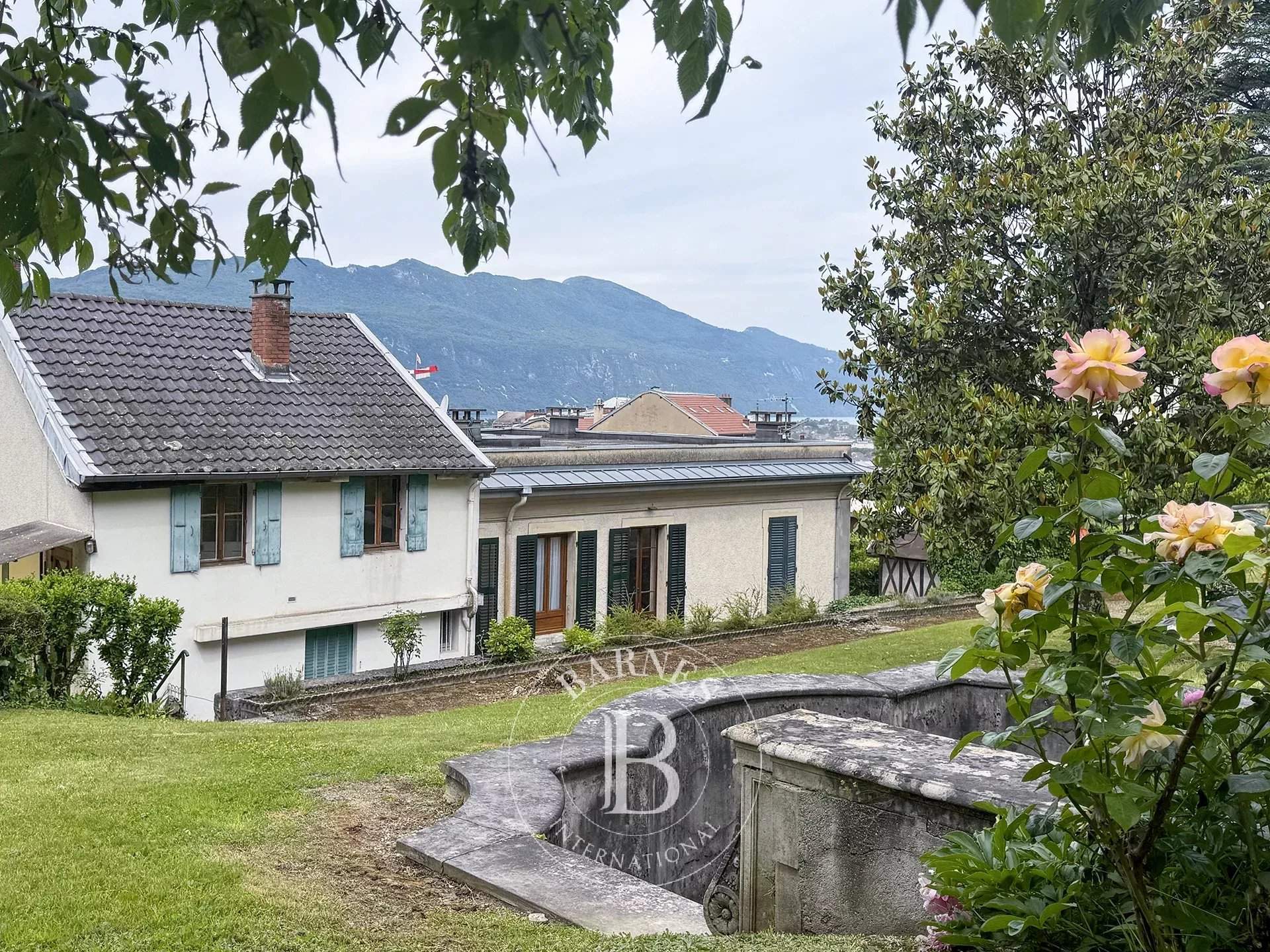 Aix-les-Bains  - Propriété 12 Pi&egrave;ces 10 Chambres - picture 6