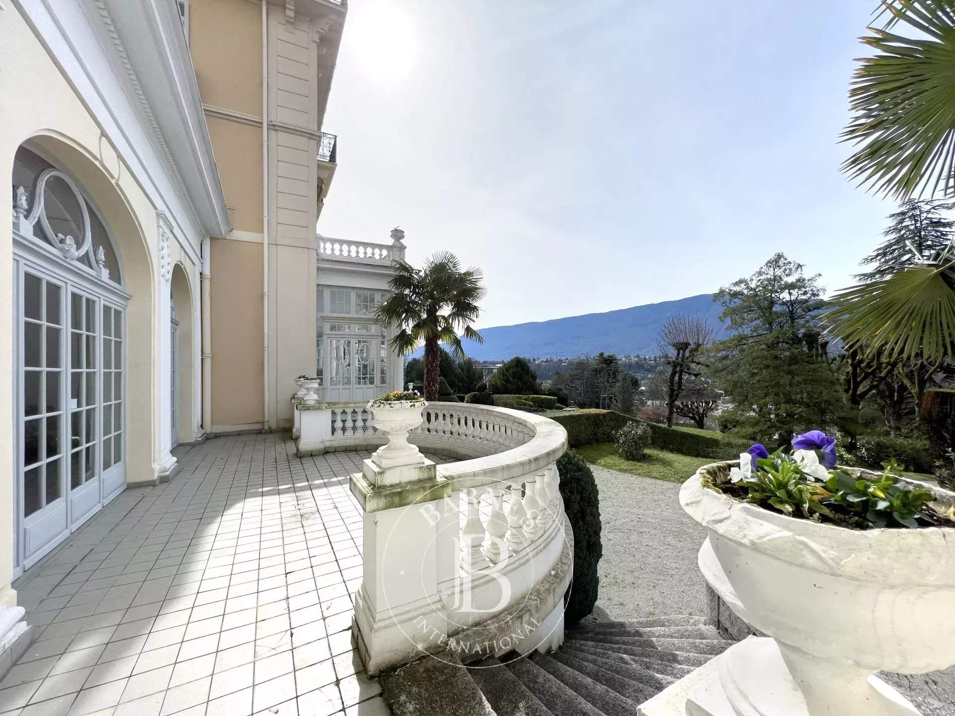 Aix-les-Bains  - Apartment 2 Bedrooms - picture 9