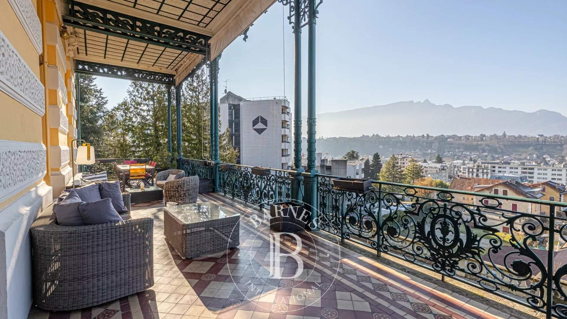 Aix-les-Bains  - Apartment 2 Bedrooms - picture 1