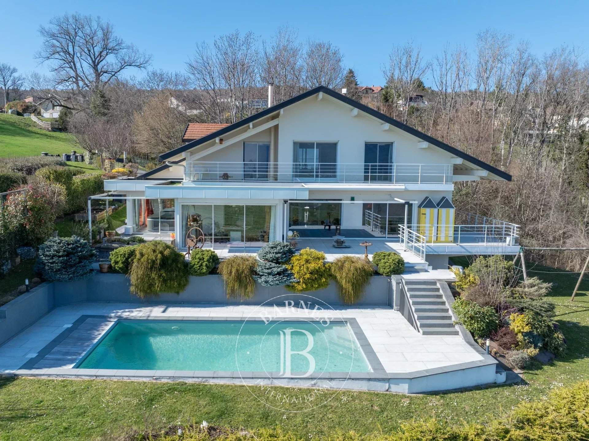 Annecy  - Maison 7 Pi&egrave;ces 5 Chambres - picture 1