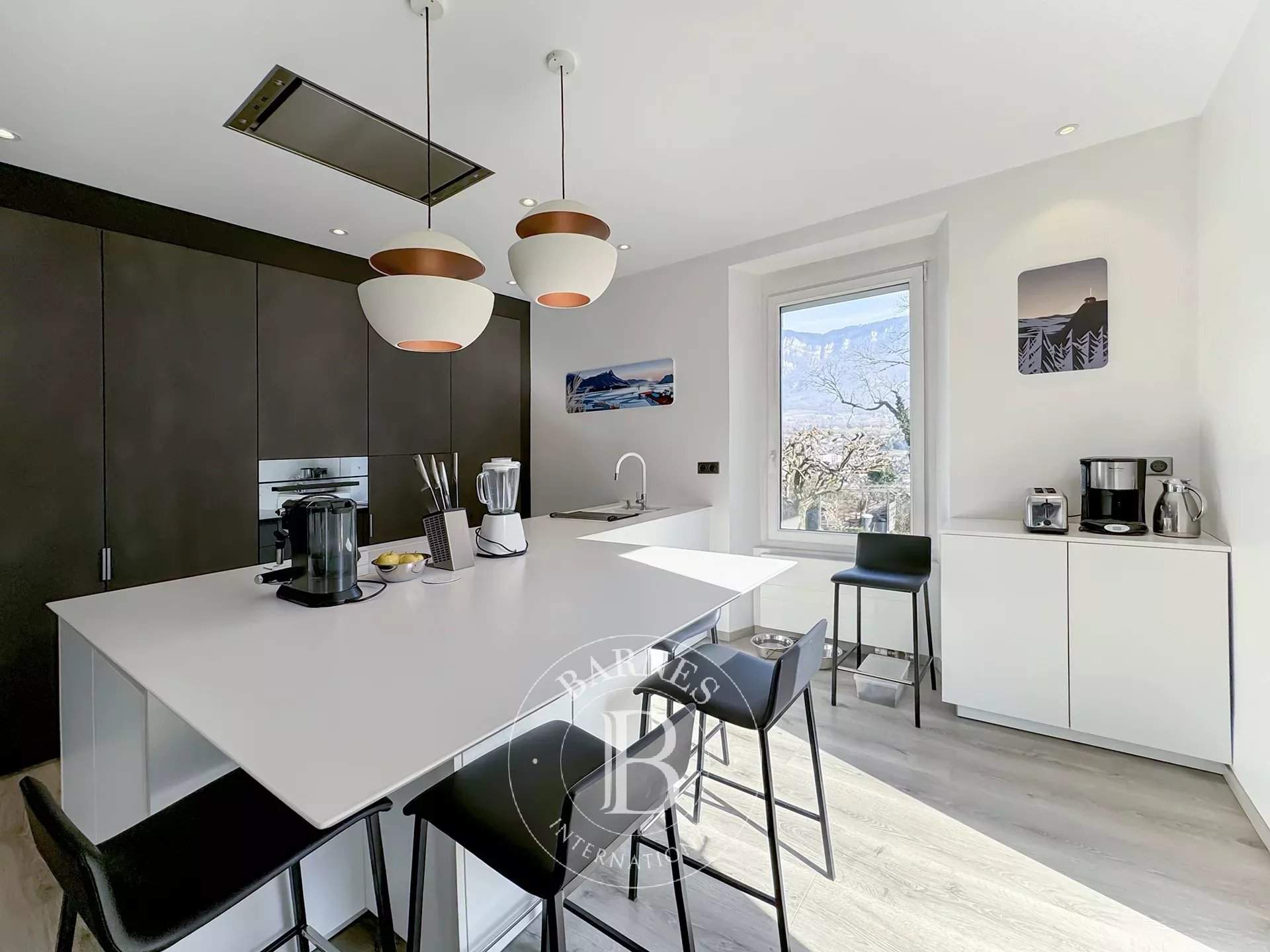 Aix-les-Bains  - Maison 8 Pi&egrave;ces 5 Chambres - picture 8