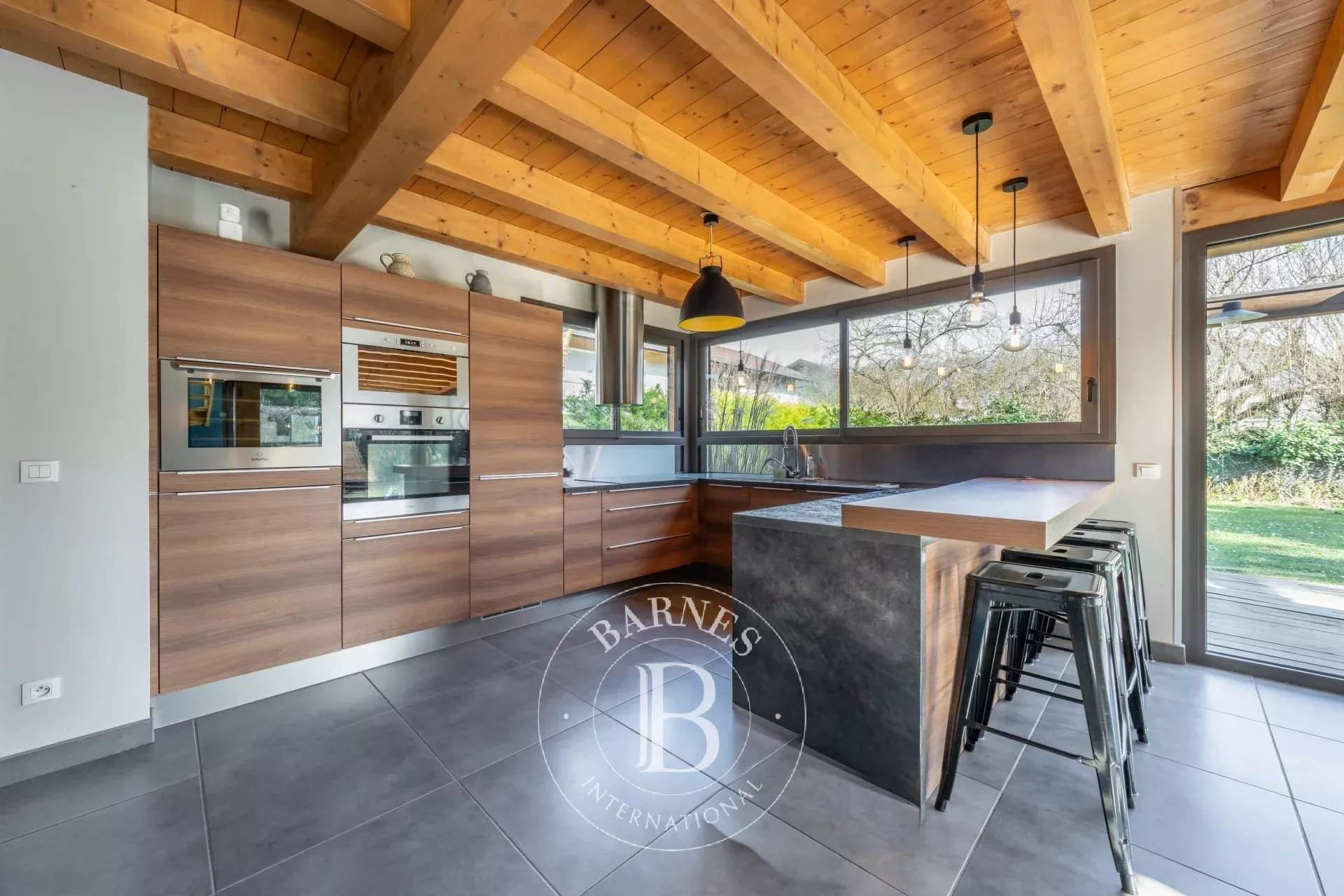 Saint-Jorioz  - Maison 6 Pi&egrave;ces 3 Chambres - picture 8