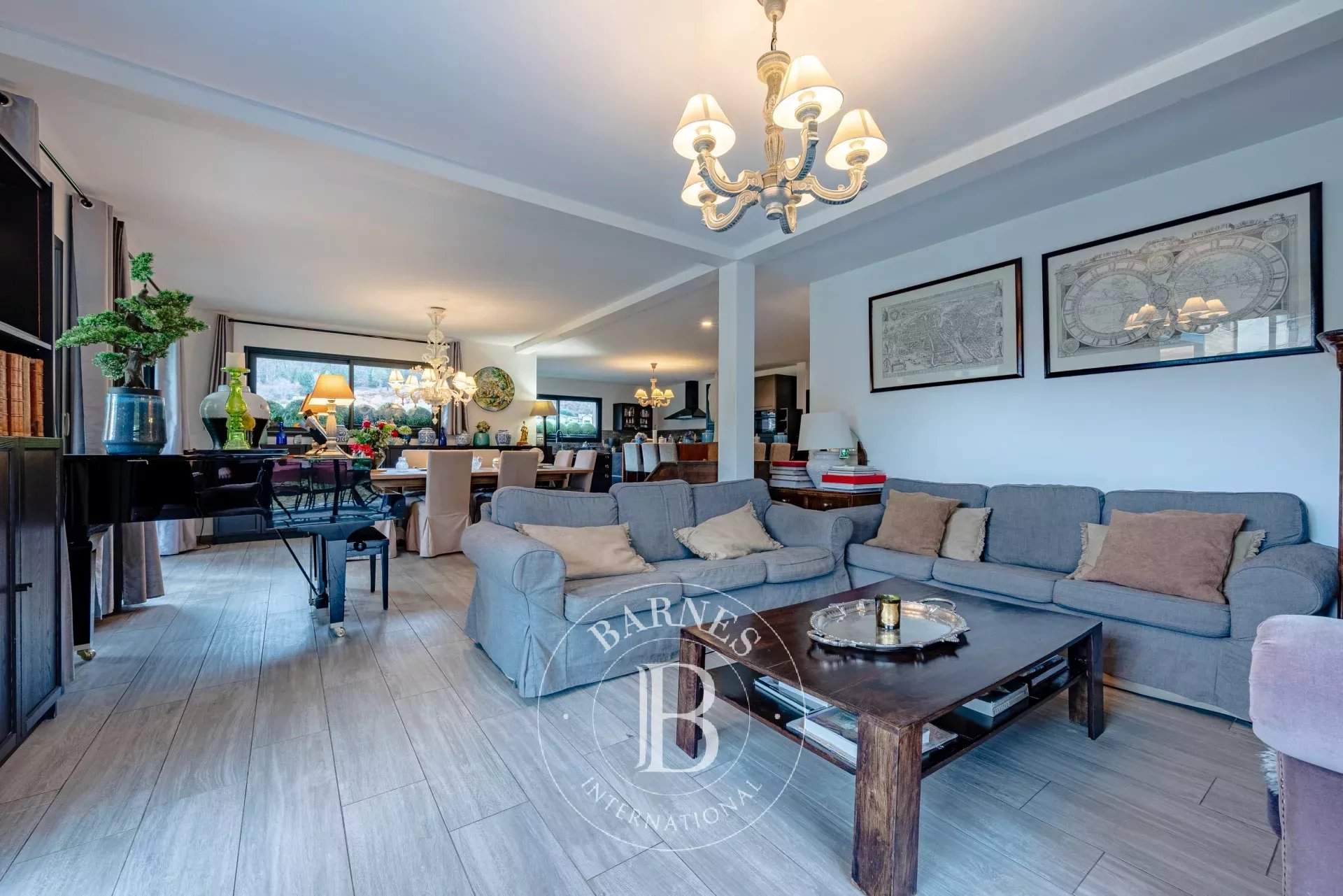 Annecy  - Villa 10 Pi&egrave;ces 5 Chambres - picture 7