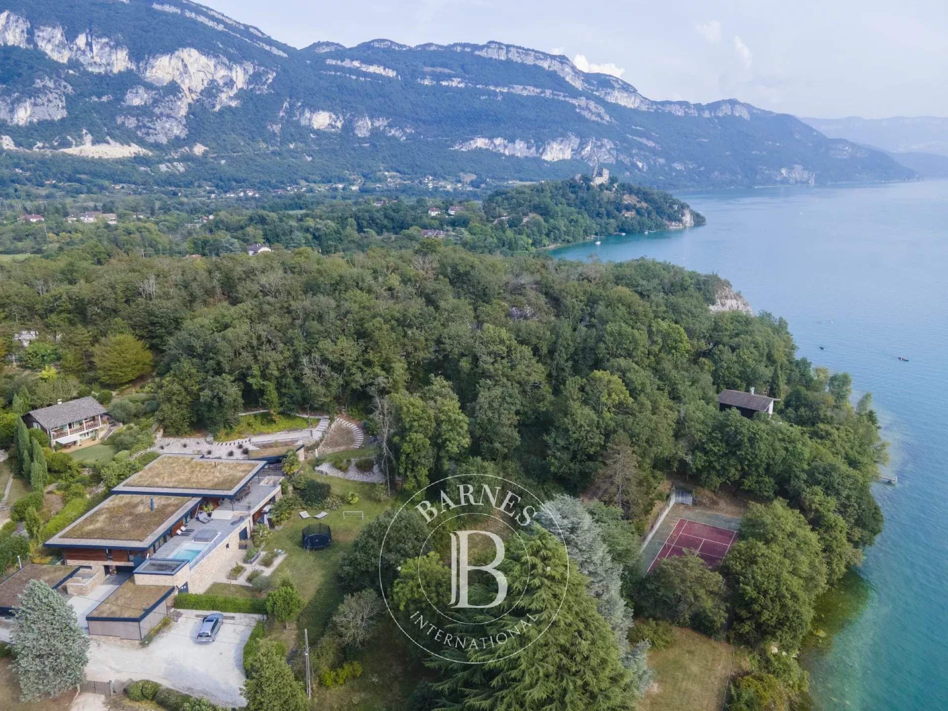 Aix-les-Bains  - Maison 8 Pi&egrave;ces 5 Chambres - picture 8