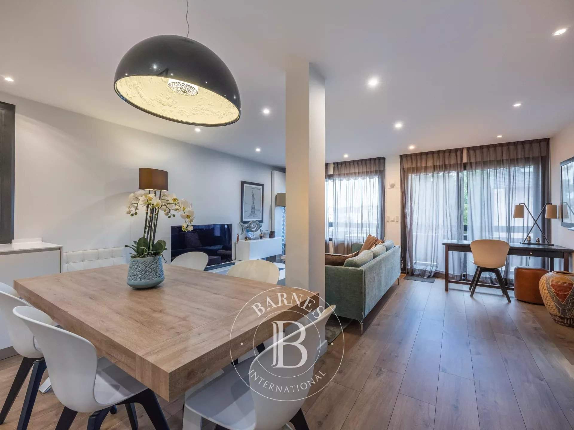 Annecy  - Appartement 3 Pi&egrave;ces 2 Chambres - picture 4