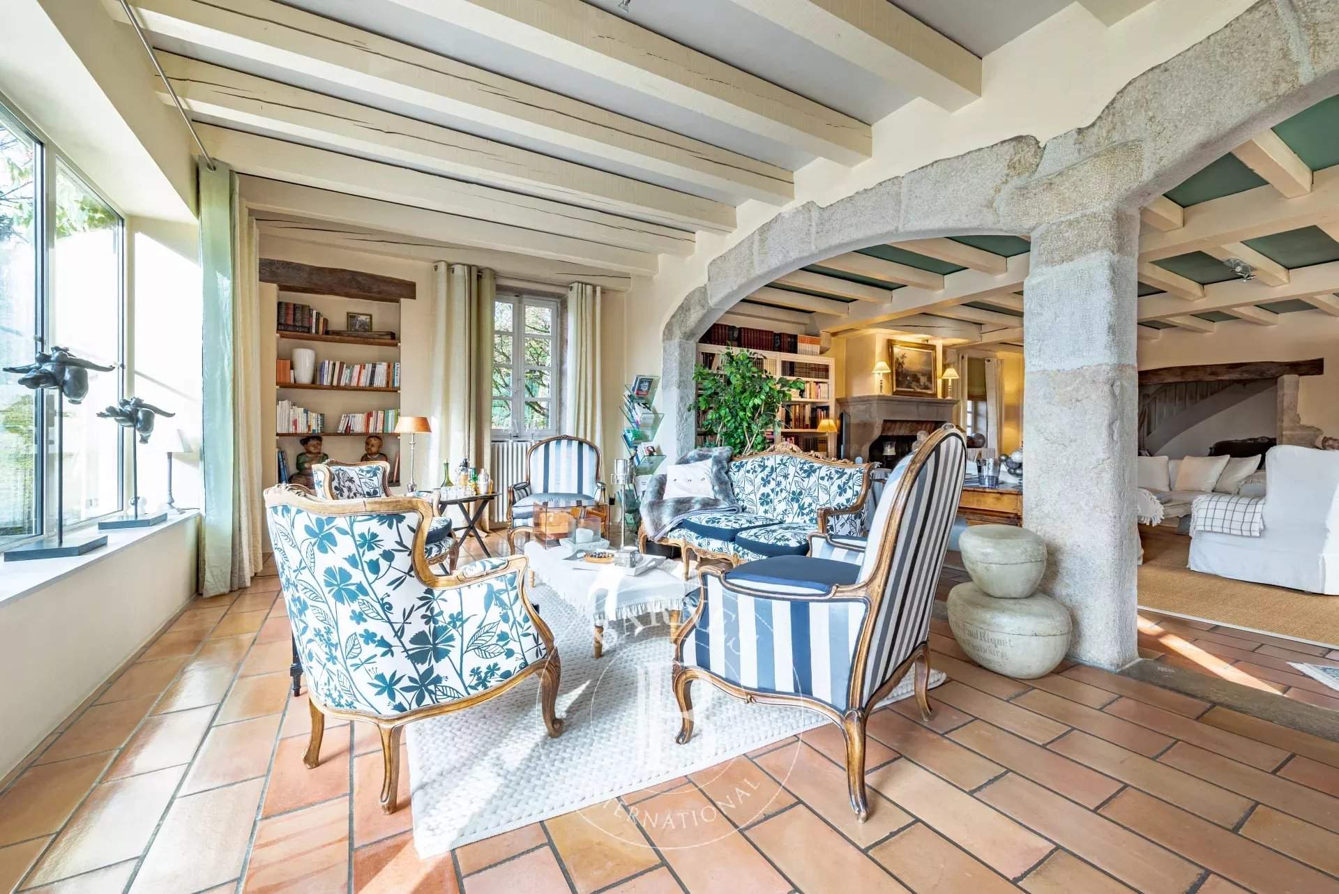 Annecy  - Propriété 12 Pi&egrave;ces 7 Chambres - picture 2