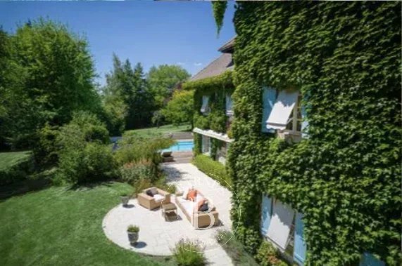 Chapeiry  - Finca 12 Cuartos 7 Habitaciones - picture 1