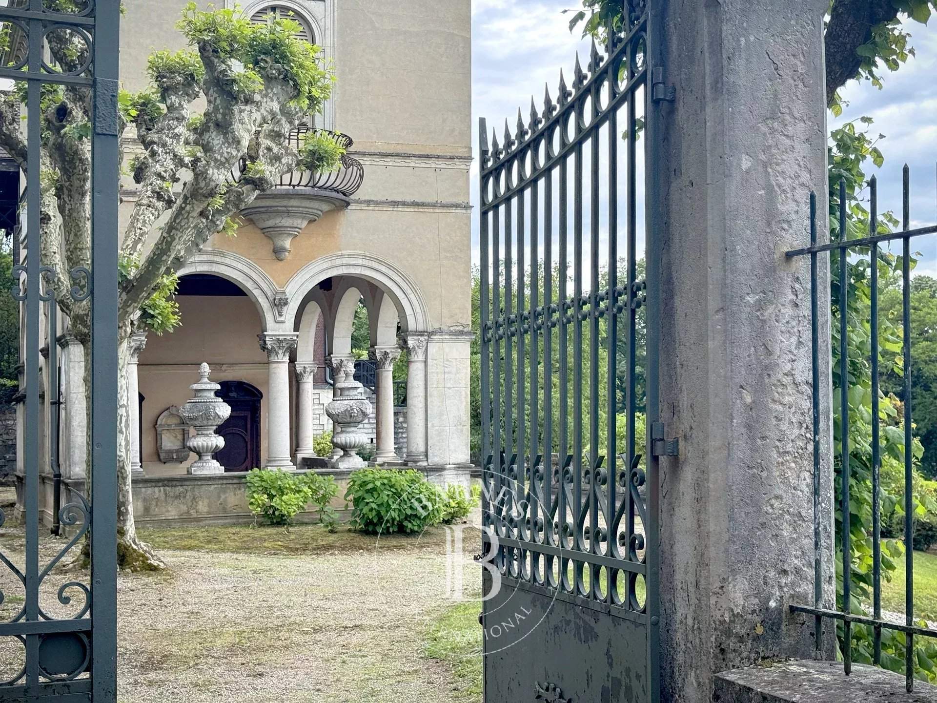 Aix-les-Bains  - Propriété 12 Pi&egrave;ces 10 Chambres - picture 13