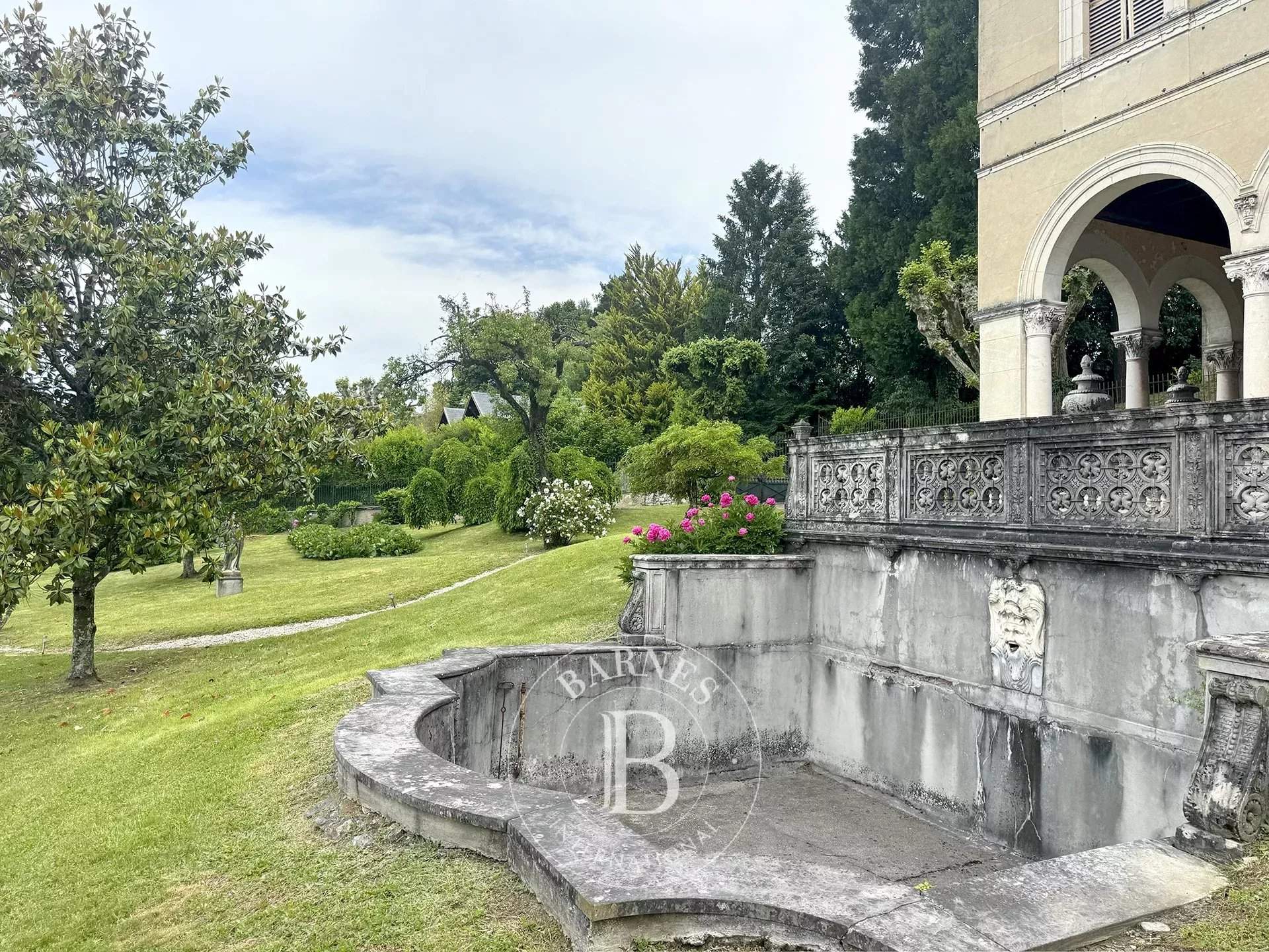 Aix-les-Bains  - Propriété 12 Pi&egrave;ces 10 Chambres - picture 8