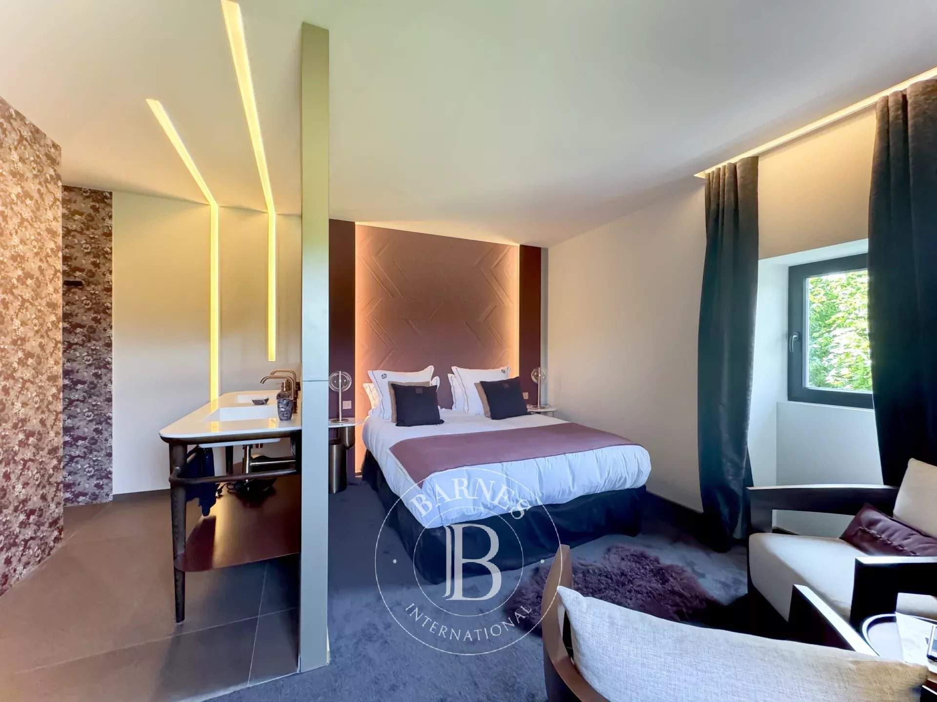 Chambéry  - Propriété 13 Pi&egrave;ces 7 Chambres - picture 19