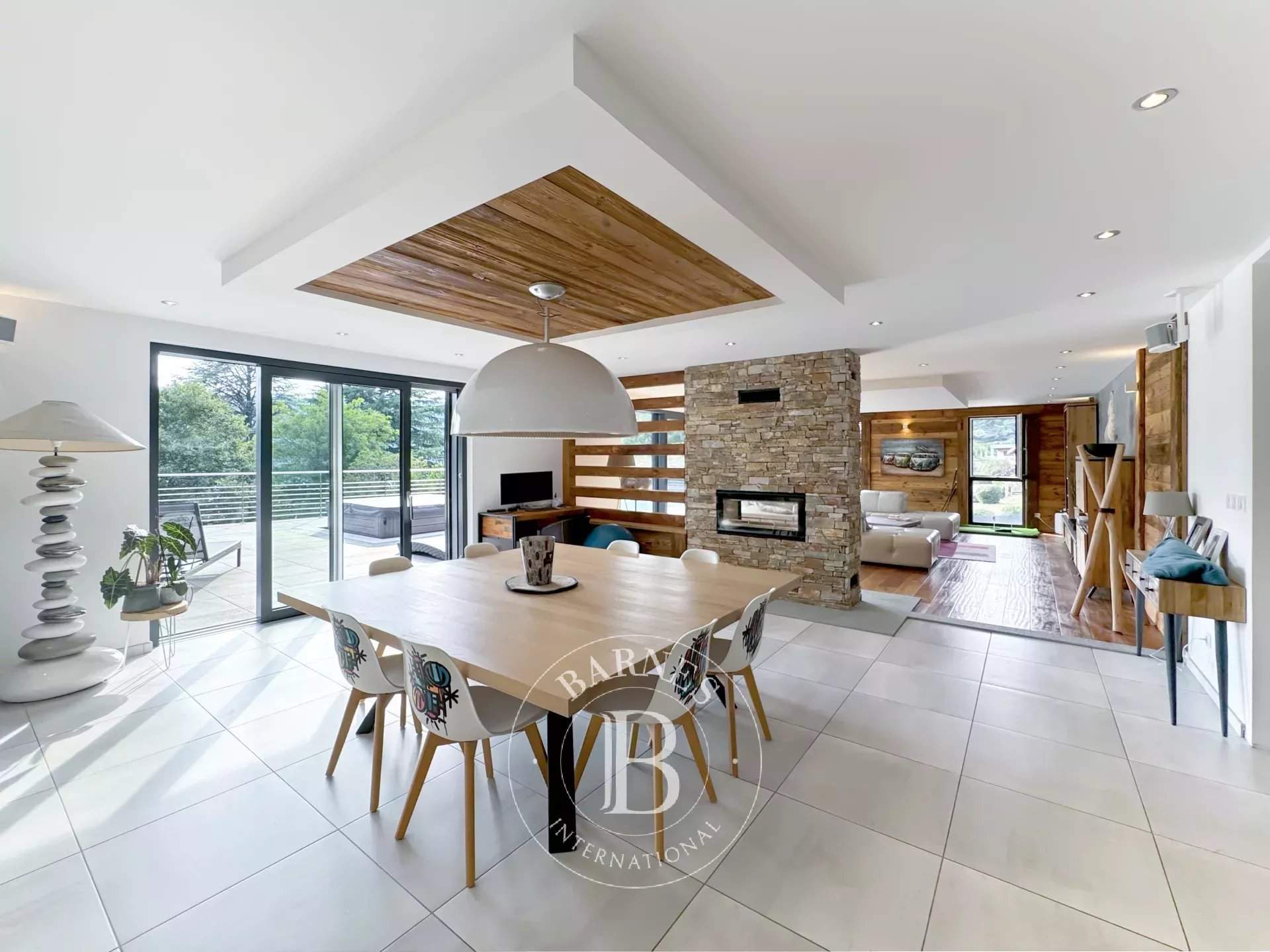 Aix-les-Bains  - Maison 8 Pi&egrave;ces 5 Chambres - picture 18