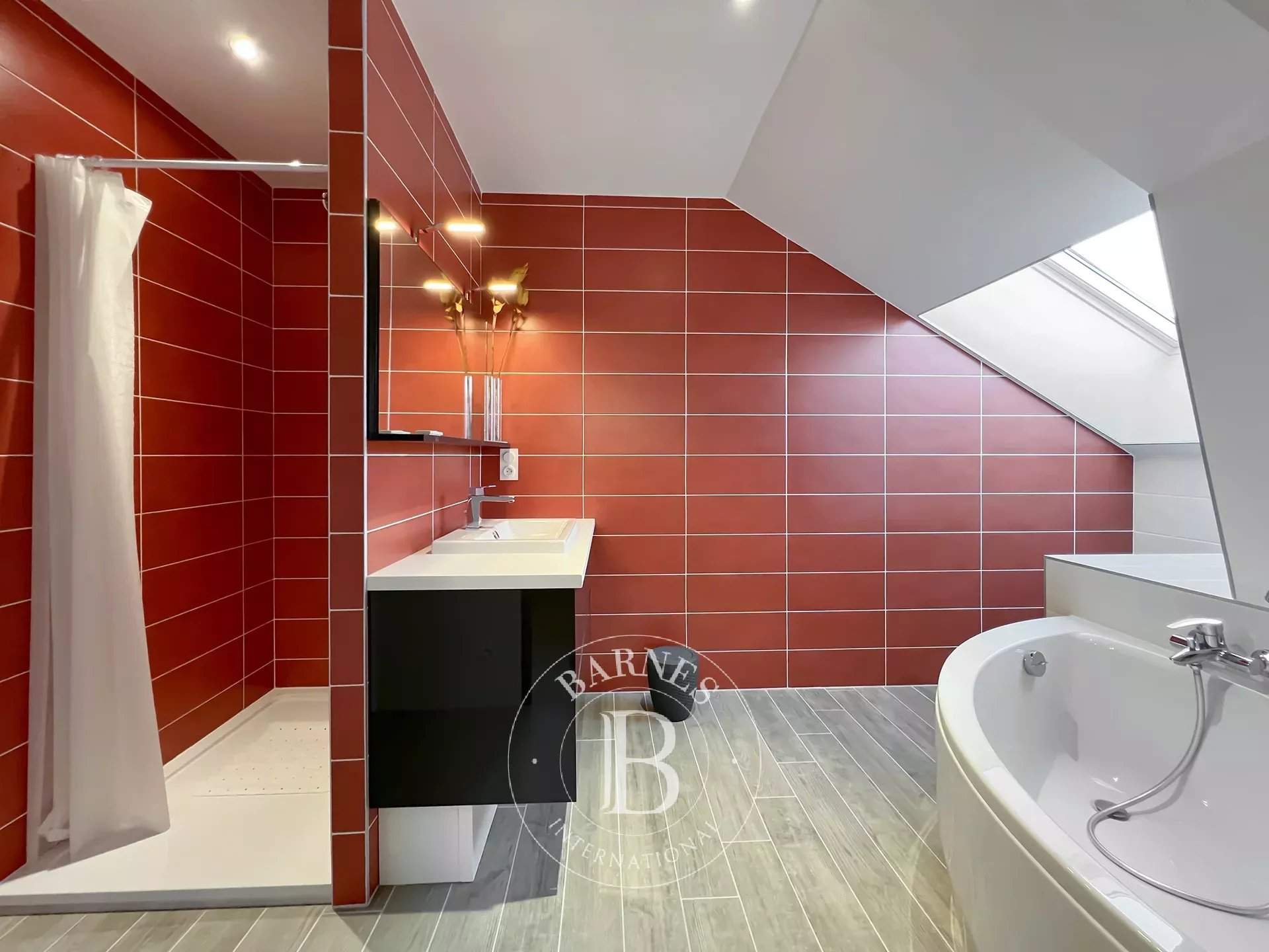 Aix-les-Bains  - House 4 Bedrooms - picture 13