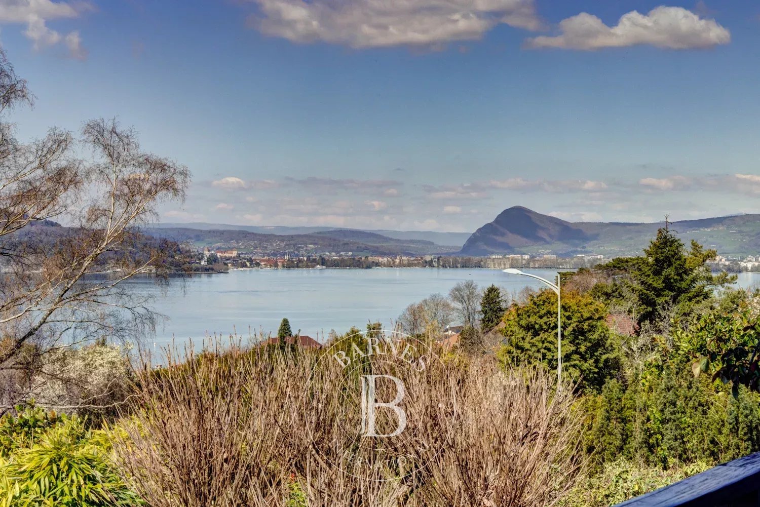 Annecy  - Maison 5 Pi&egrave;ces 3 Chambres - picture 1