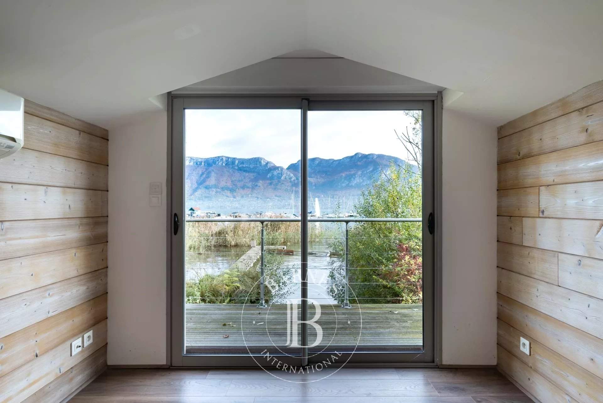Annecy  - Maison 4 Pi&egrave;ces 3 Chambres - picture 2