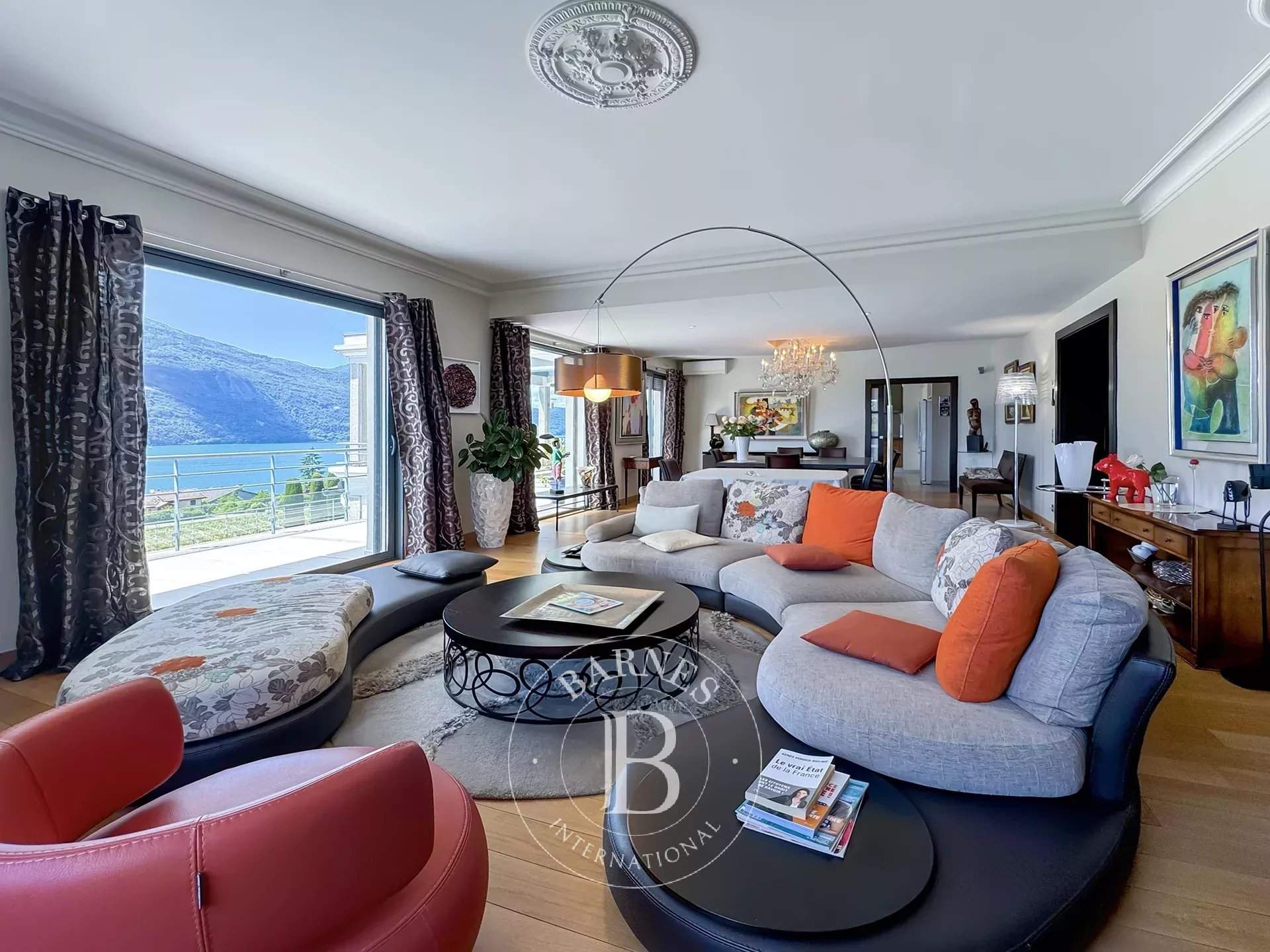 Aix-les-Bains  - Maison 12 Pi&egrave;ces 4 Chambres - picture 11