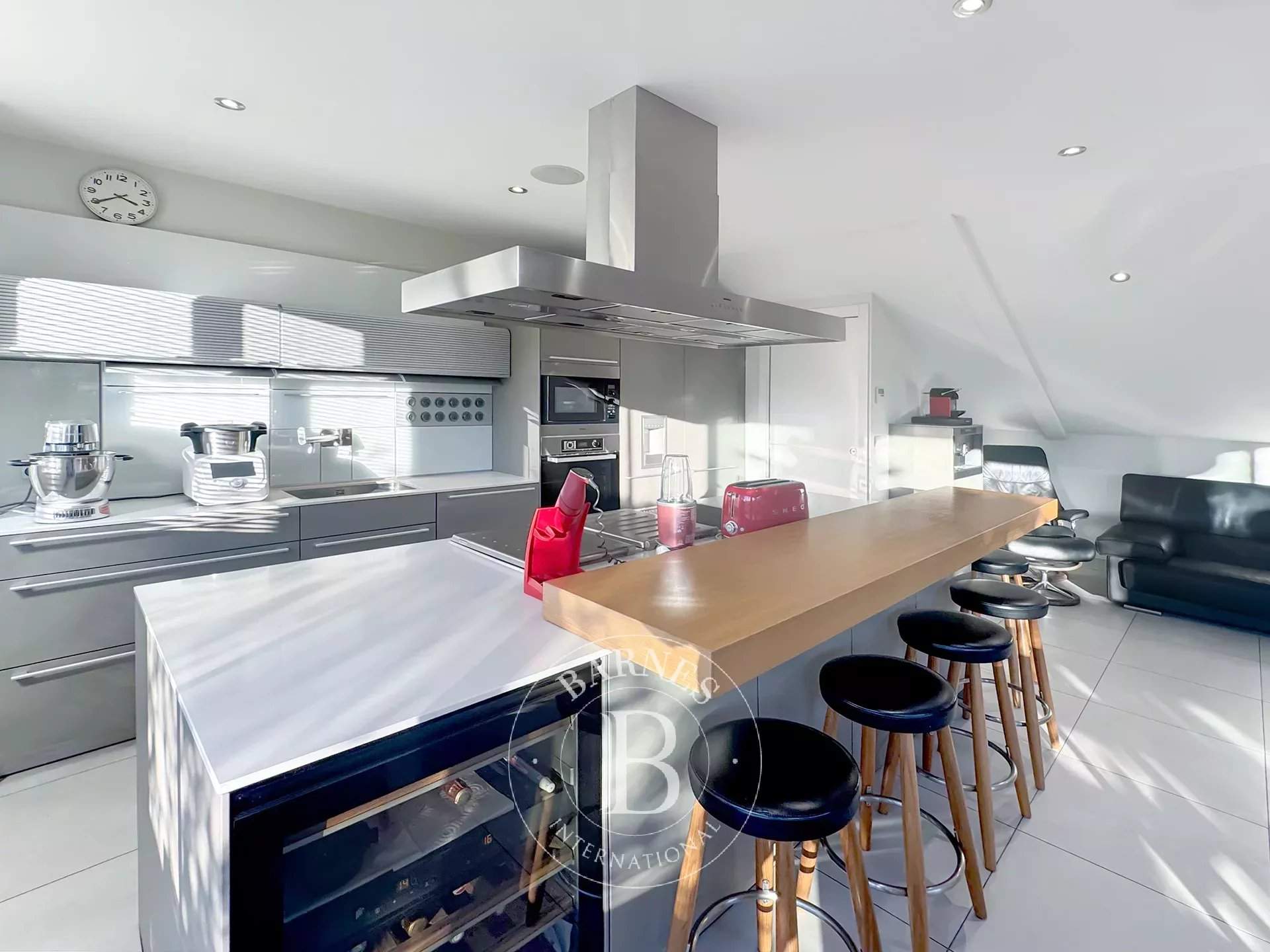 Aix-les-Bains  - Appartement 6 Pi&egrave;ces 4 Chambres - picture 8