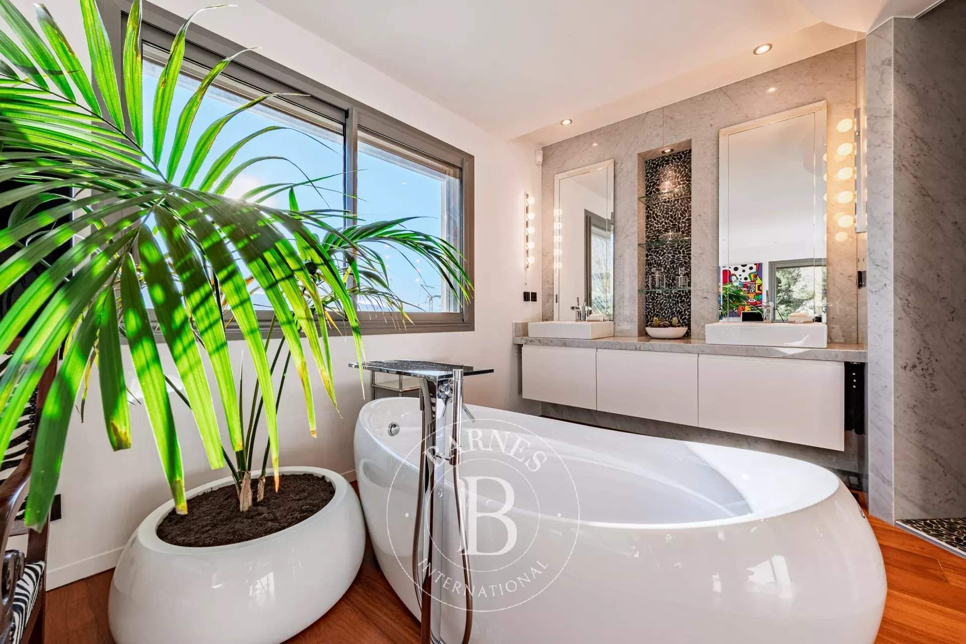 Annecy  - Villa 8 Pi&egrave;ces 7 Chambres - picture 12