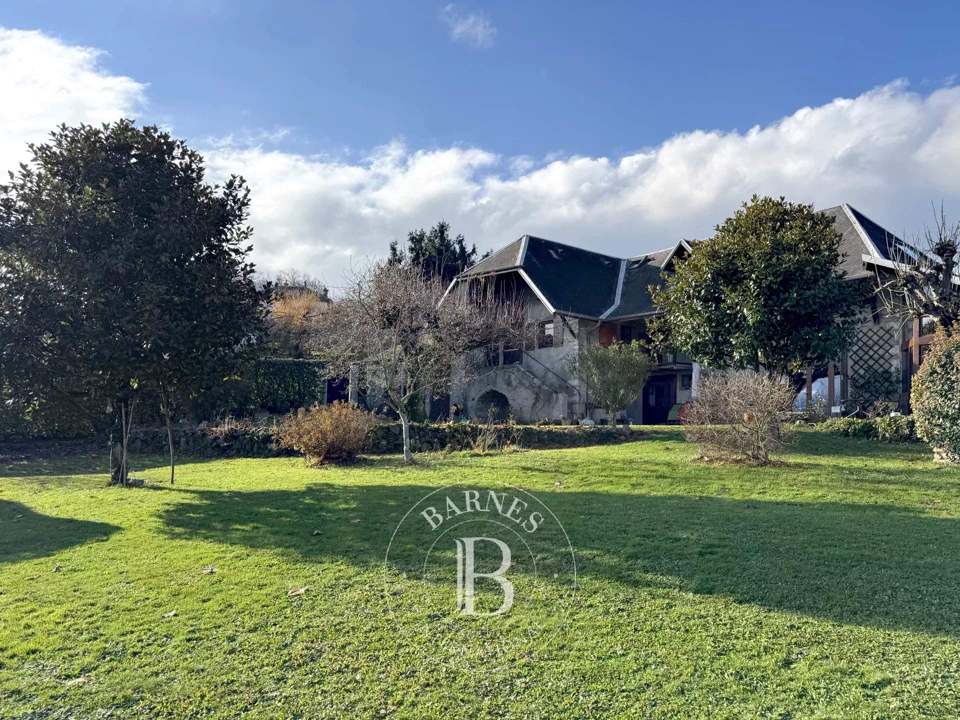 Chambéry  - House 4 Bedrooms - picture 1