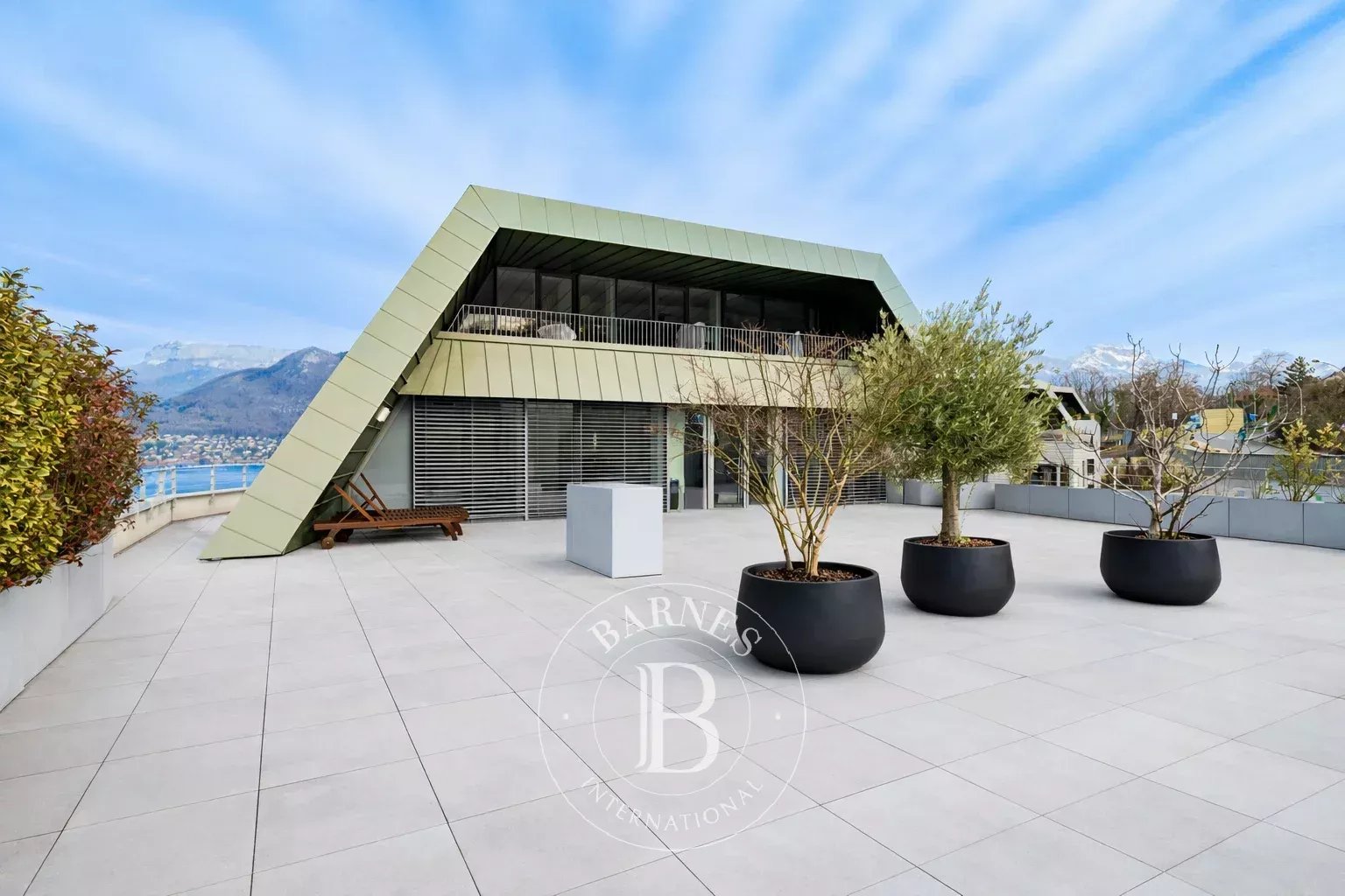 Annecy  - Appartement 4 Pi&egrave;ces 3 Chambres - picture 1