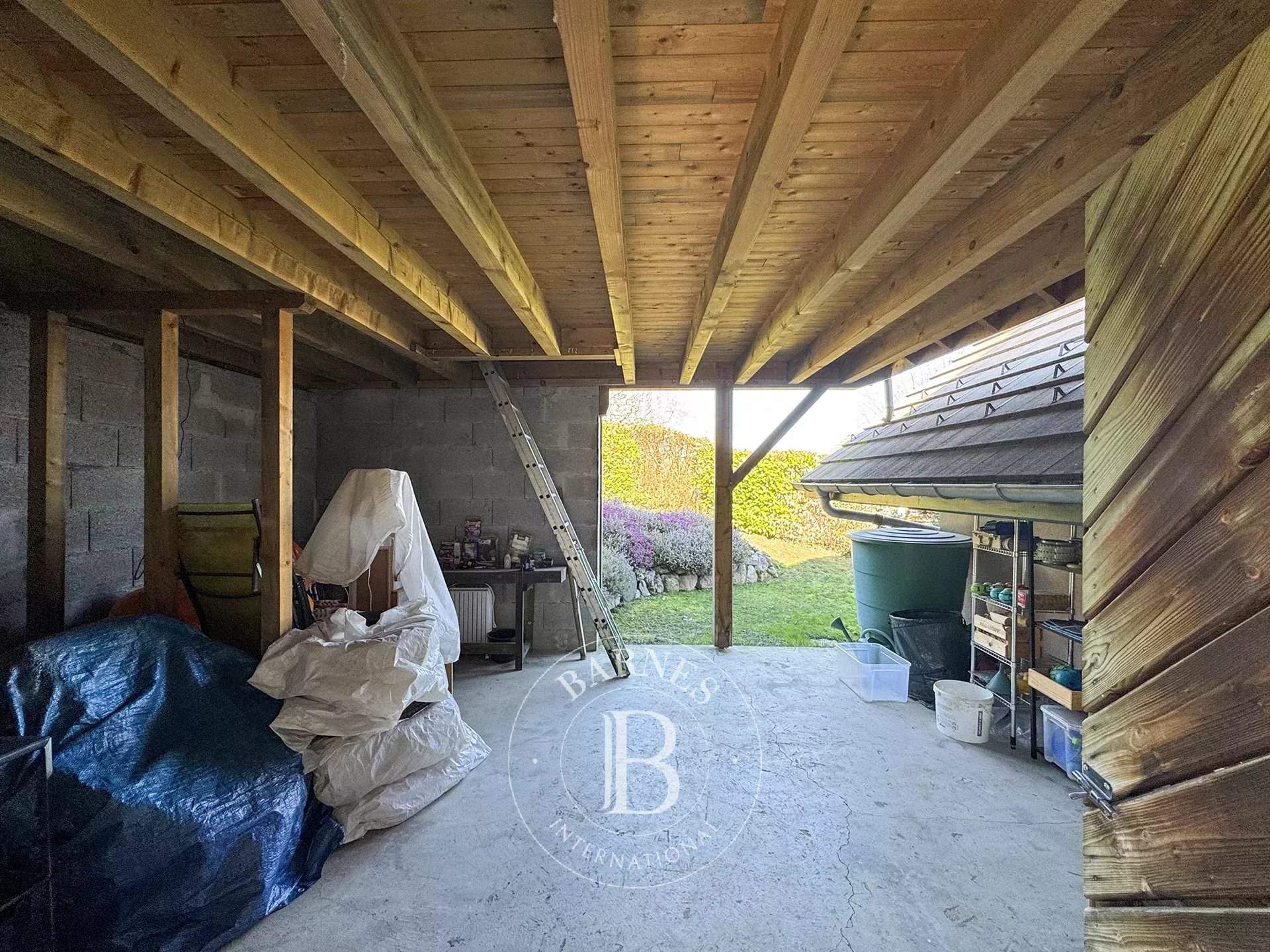 Aix-les-Bains  - Maison 6 Pi&egrave;ces 3 Chambres - picture 15