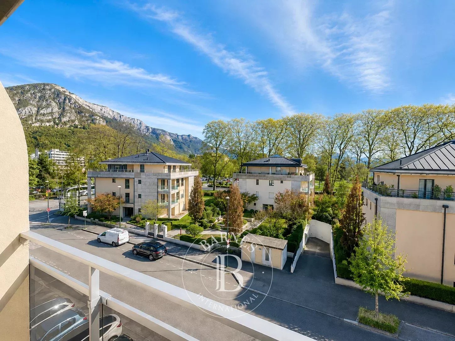 Annecy  - Appartement 3 Pi&egrave;ces 2 Chambres - picture 1