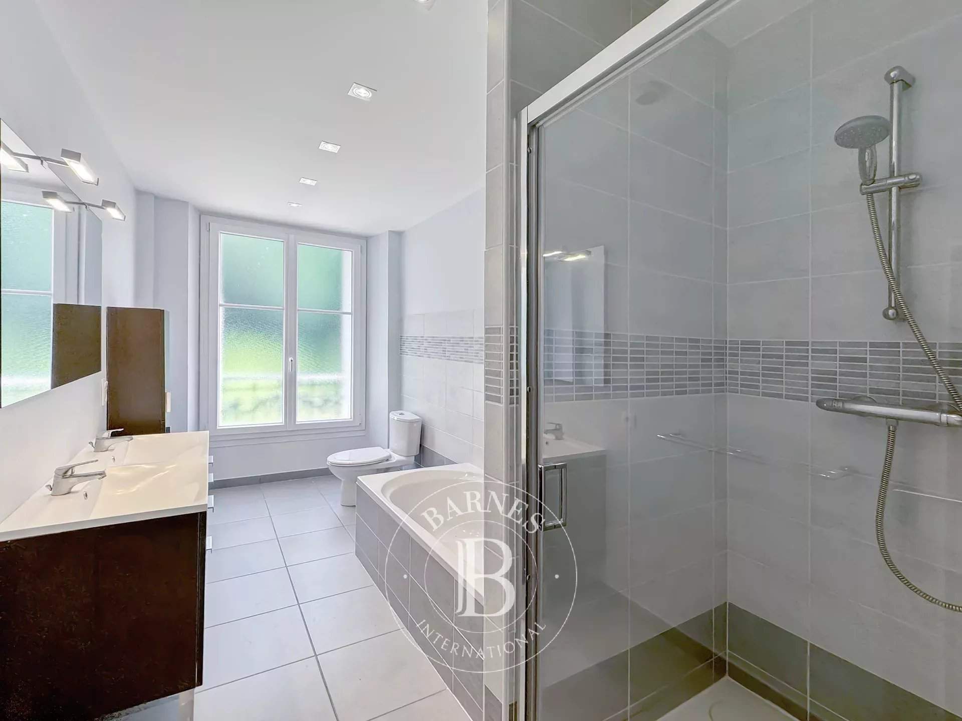 Aix-les-Bains  - Appartement 3 Pi&egrave;ces 2 Chambres - picture 6