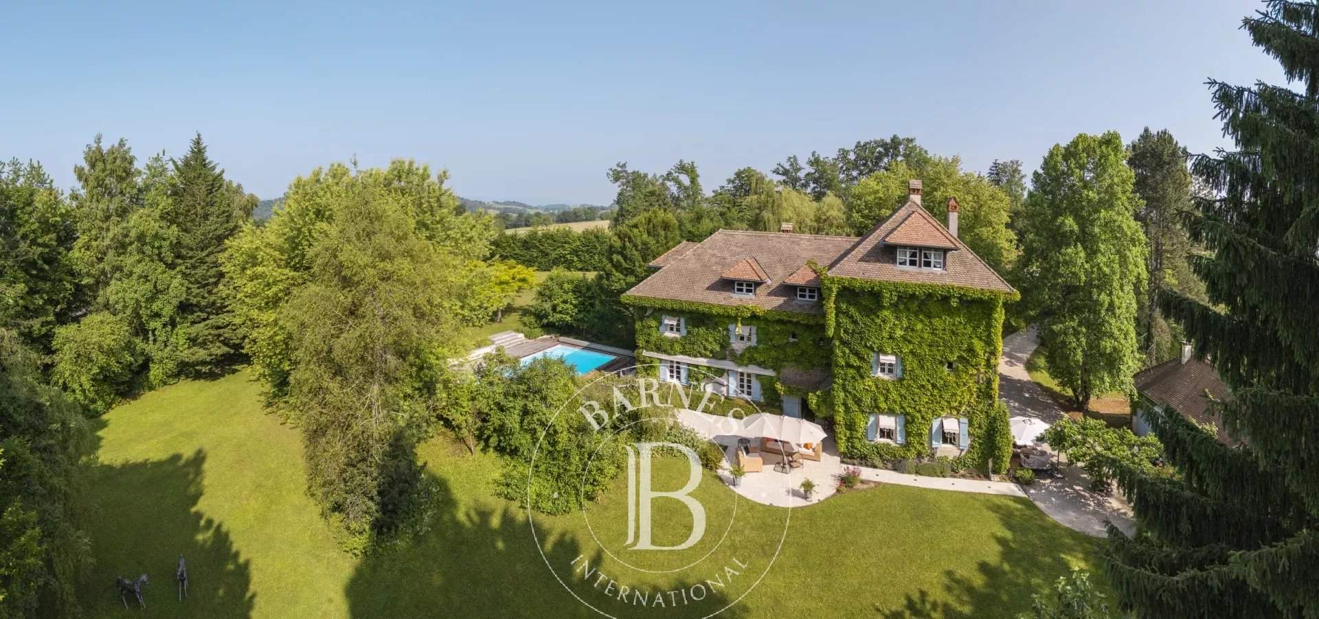 Chapeiry  - Finca 12 Cuartos 7 Habitaciones - picture 3