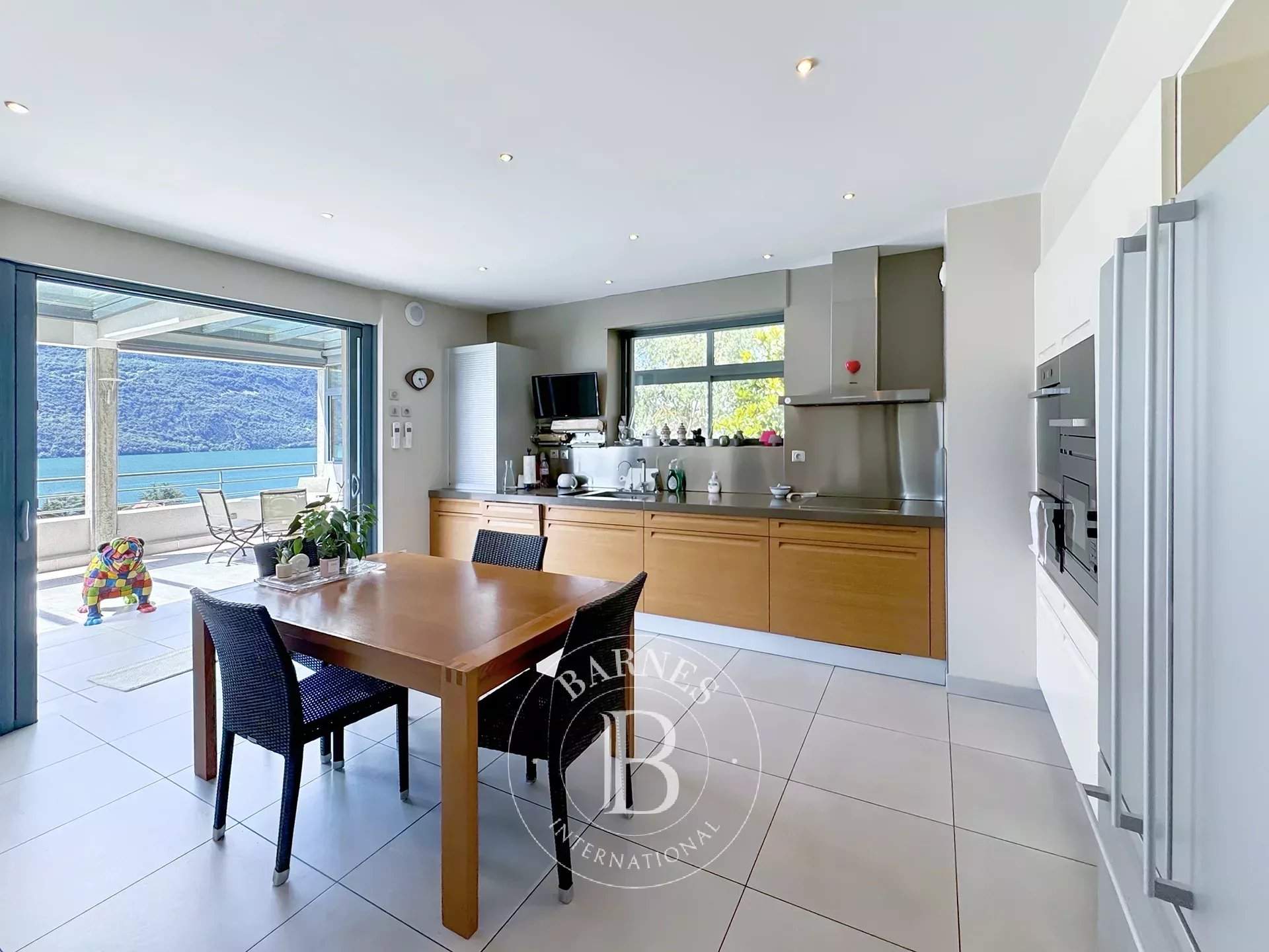 Aix-les-Bains  - Maison 12 Pi&egrave;ces 4 Chambres - picture 12