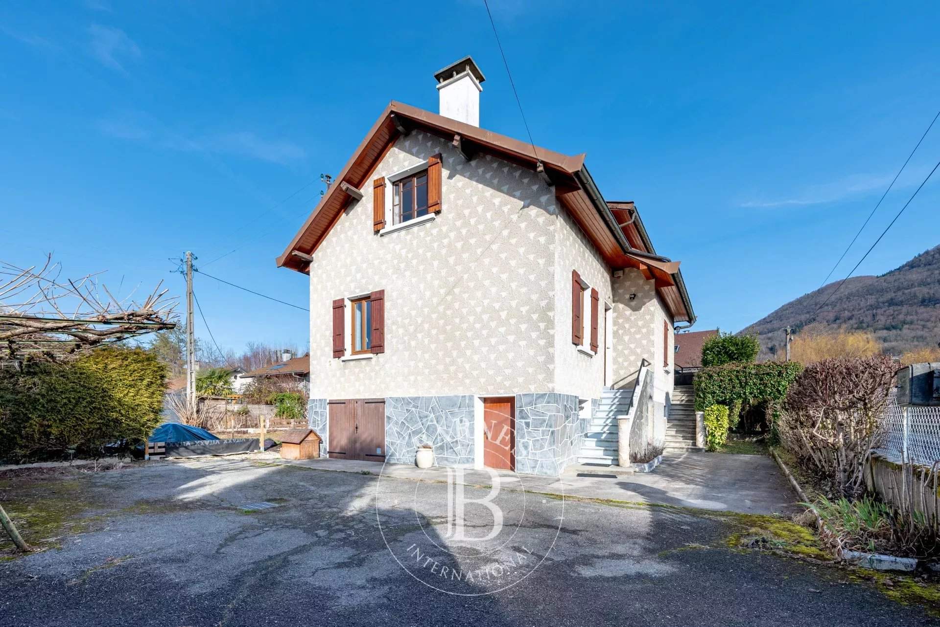 Annecy-le-Vieux  - Maison 5 Pi&egrave;ces 3 Chambres - picture 12