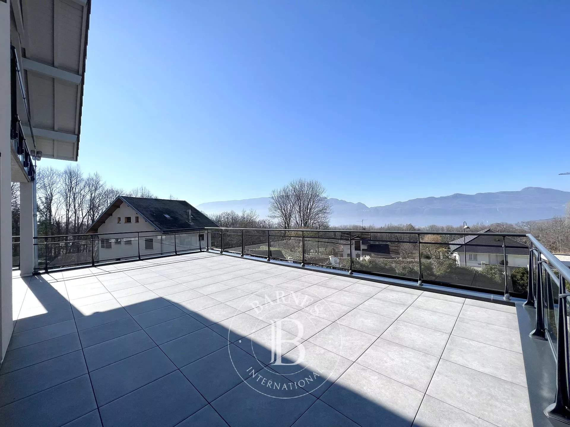 Aix-les-Bains  - House 4 Bedrooms - picture 7